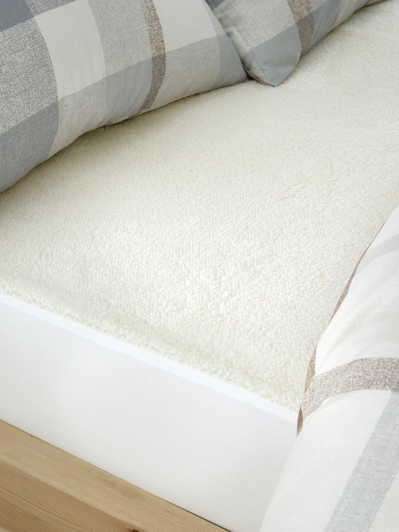 Product photograph of Catherine Lansfield Thermal Fitted Underfleece Blanket - Cream from very.co.uk