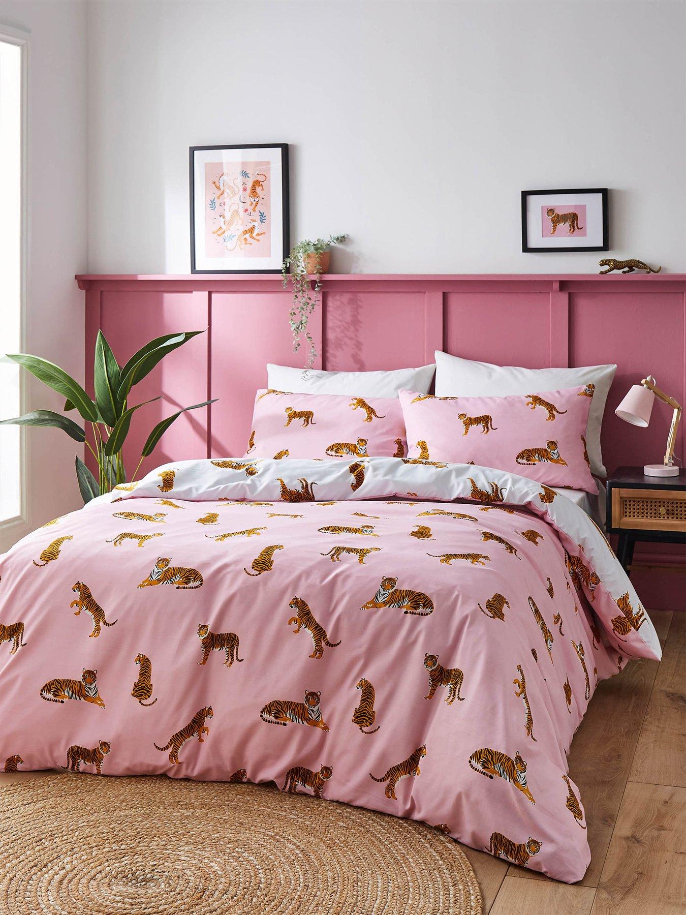 Product photograph of Sassy B Tiger Duvet Set- Double from very.co.uk