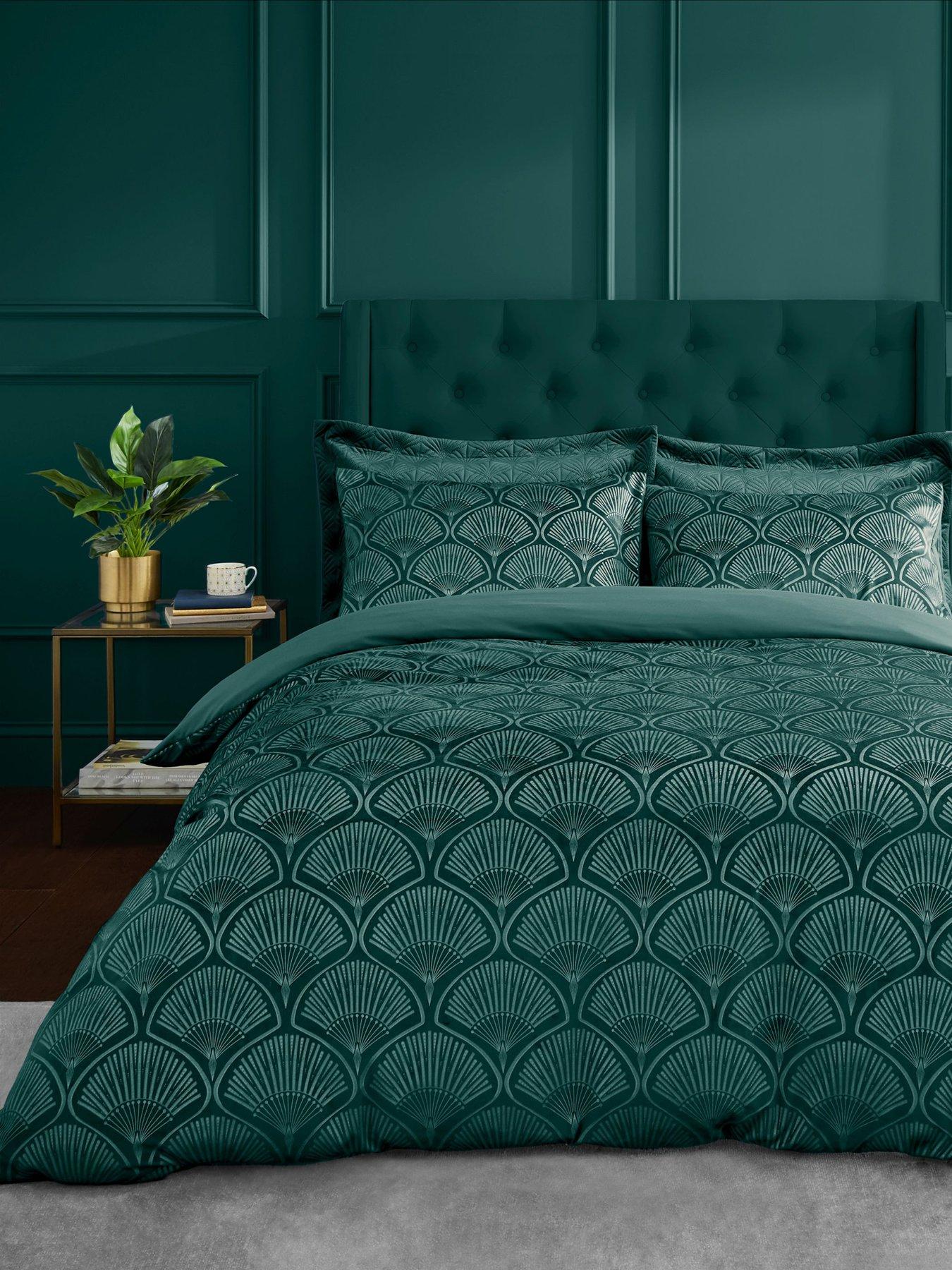 Image 3 of 6 of Catherine Lansfield Art Deco Pearl Duvet Cover Set in Green