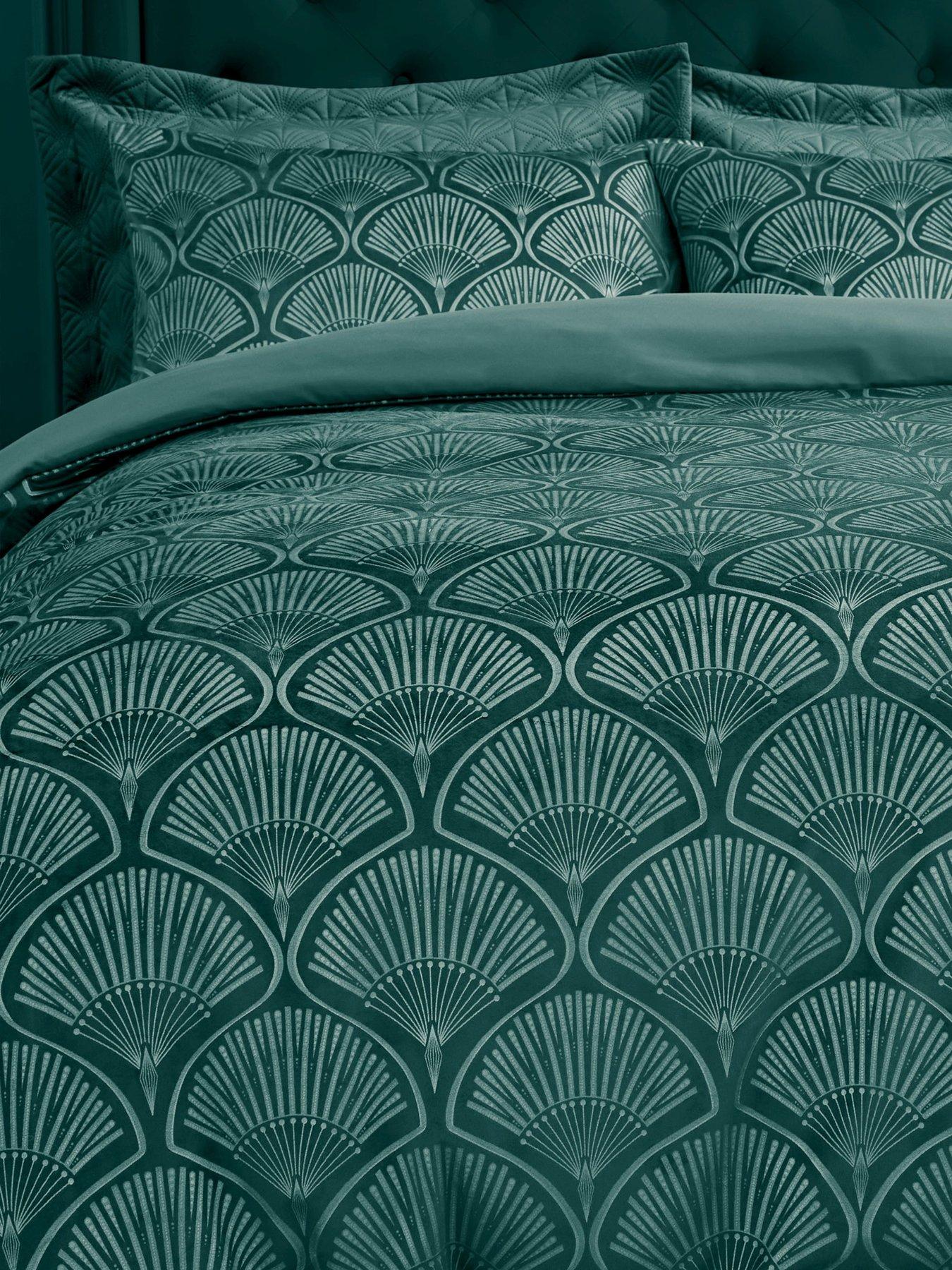 Image 5 of 6 of Catherine Lansfield Art Deco Pearl Duvet Cover Set in Green