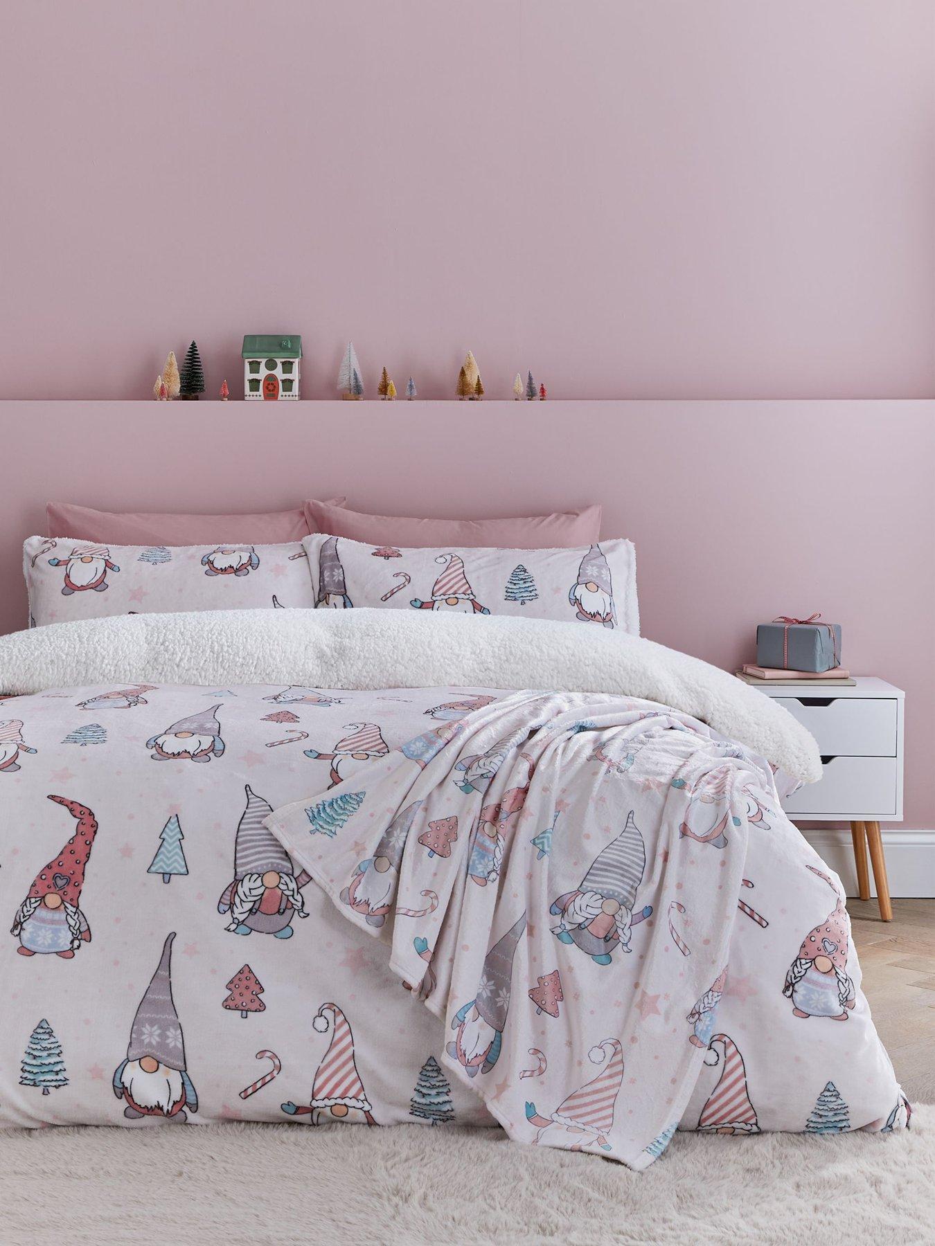 Catherine Lansfield Christmas Festive Gnomes Cosy Fleece Duvet Cover Set
