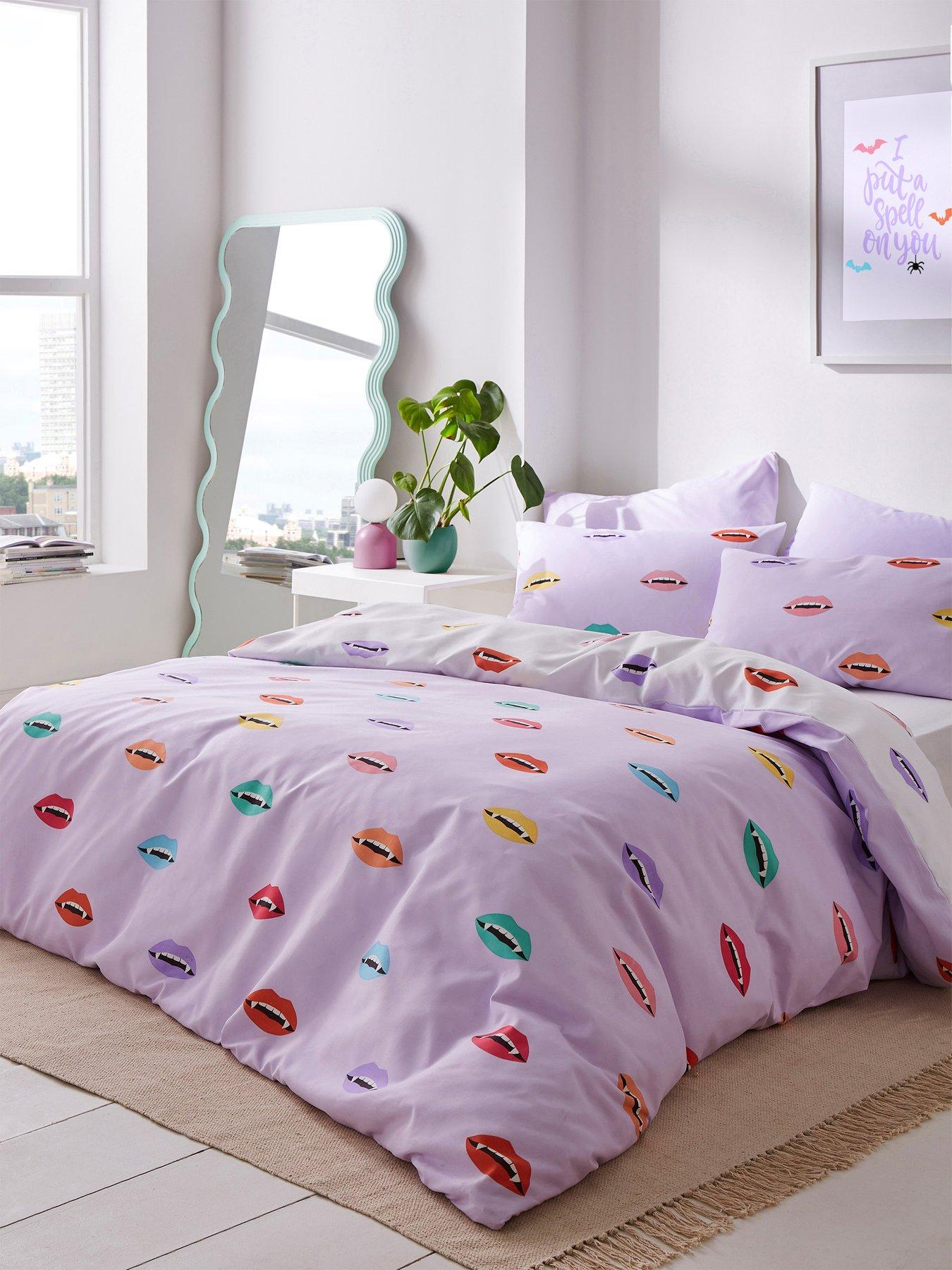 Product photograph of Sassy B Vamp Duvet Set- King from very.co.uk