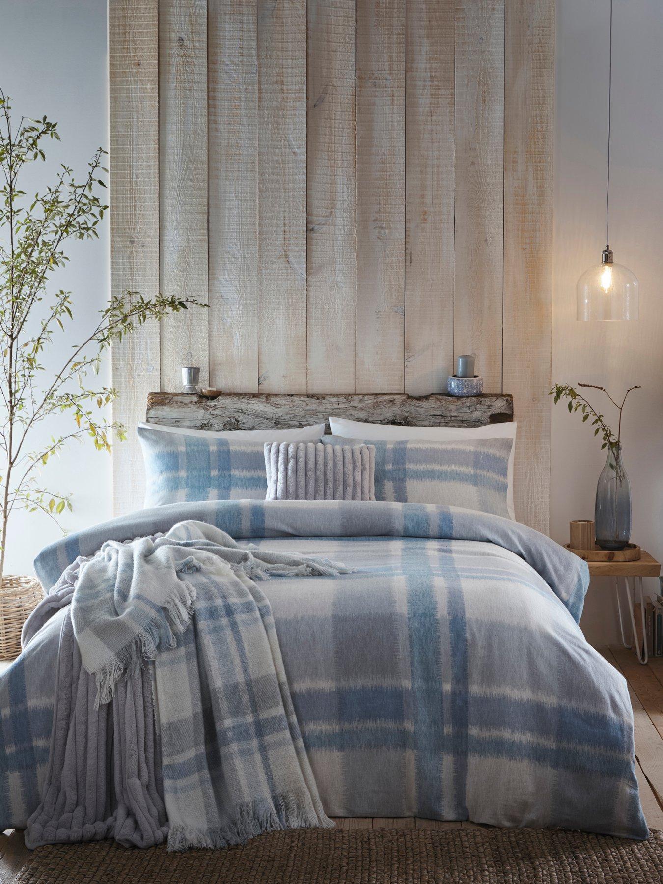 Image 4 of 5 of Appletree Verbier 100% Brushed Cotton Duvet Set