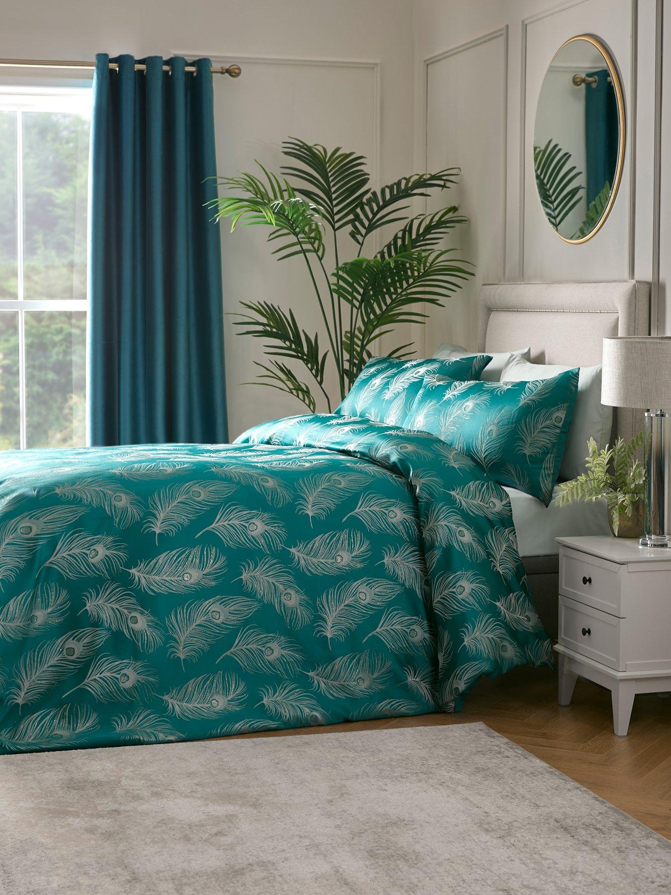 Product photograph of Laurence Llewelyn-bowen Dandy Jacquard Duvet Set - Teal from very.co.uk