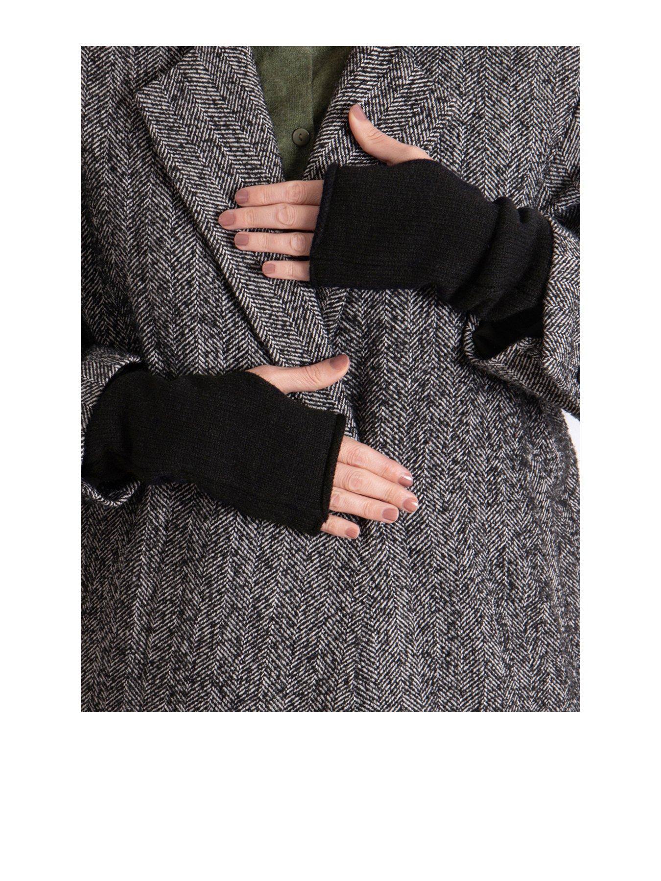 TOTES Isotoner Soft Touch Fingerless Gloves