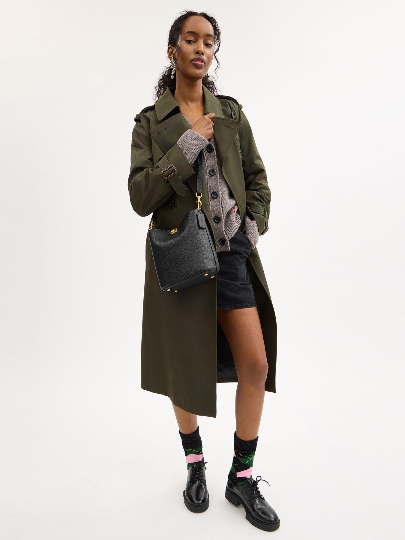 Image 4 of 5 of COACH Polished Pebble Leather Willow Soft Bucket Bag 19 - Black