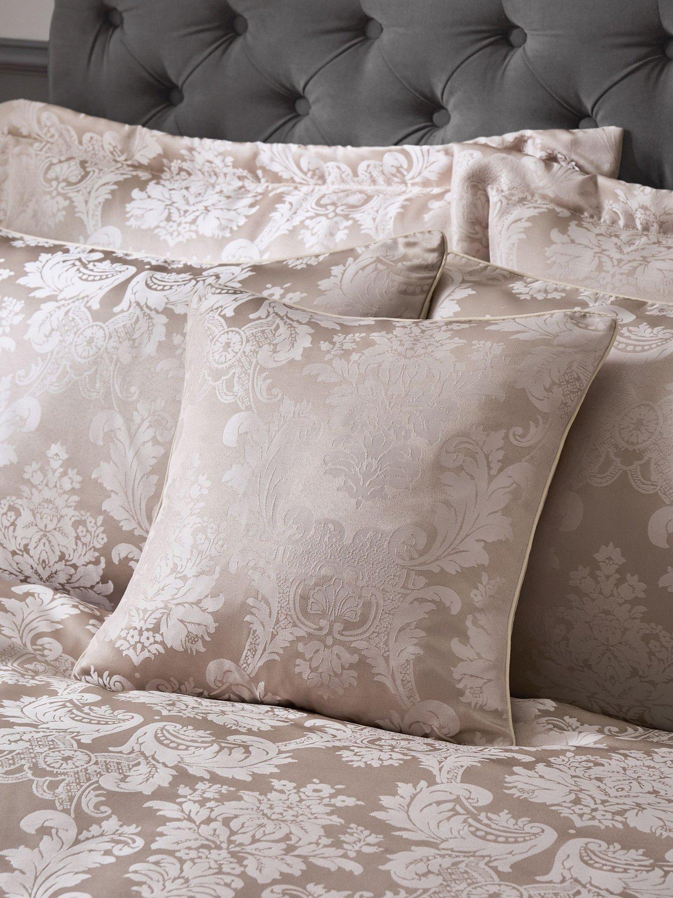 undefined Damask Jacquard Filled Cushion 43 X 43Cm - Champagne