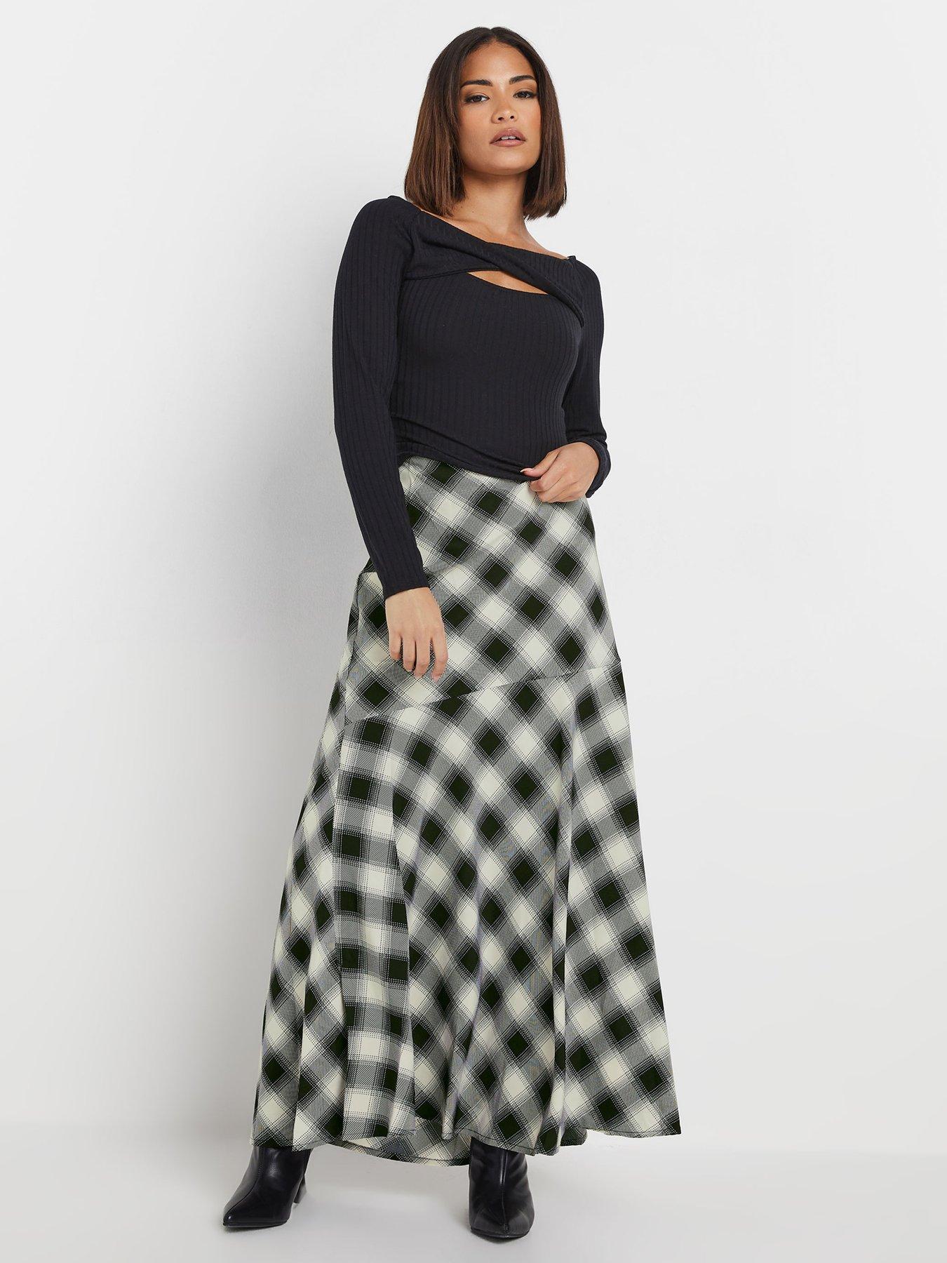 PixieGirl Petite Blurred Check Maxi Skirt - Black