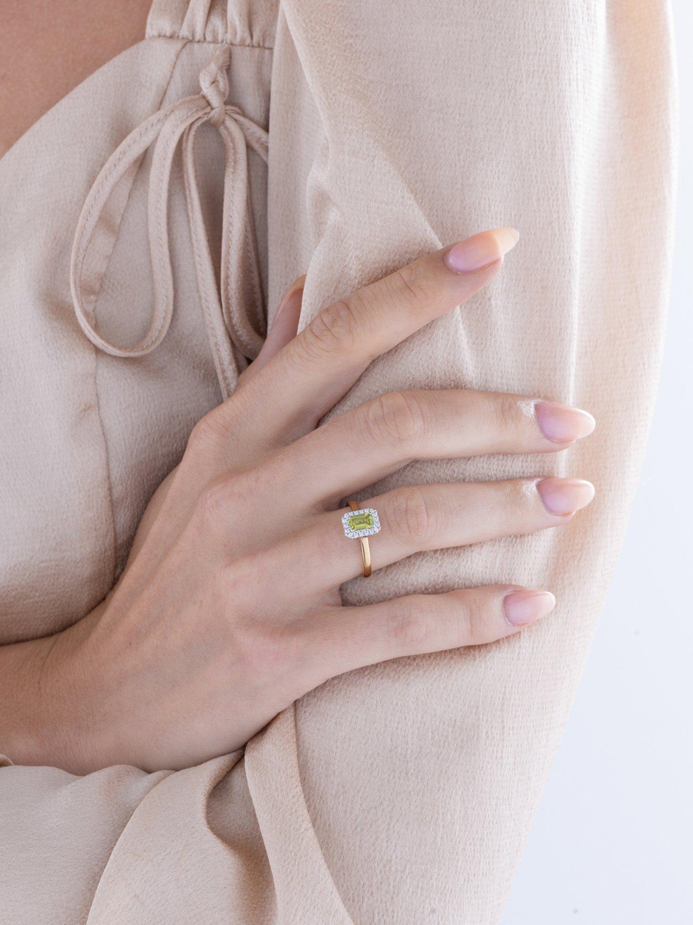 Image 5 of 5 of Love DIAMOND Diamond Halo Ring