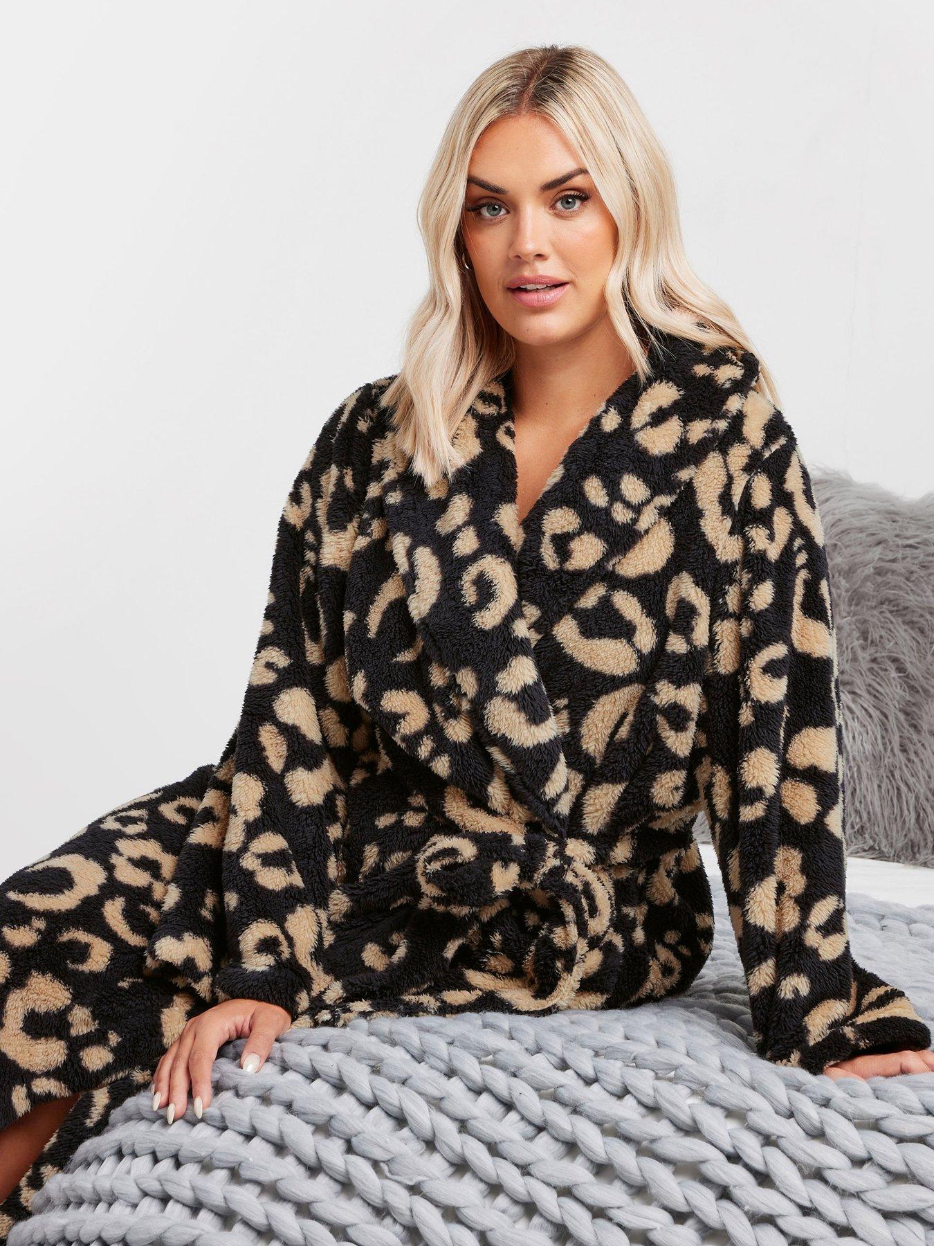 Image 3 of 4 of Yours Curve Fluffy Animal Shawl Collar Robe
