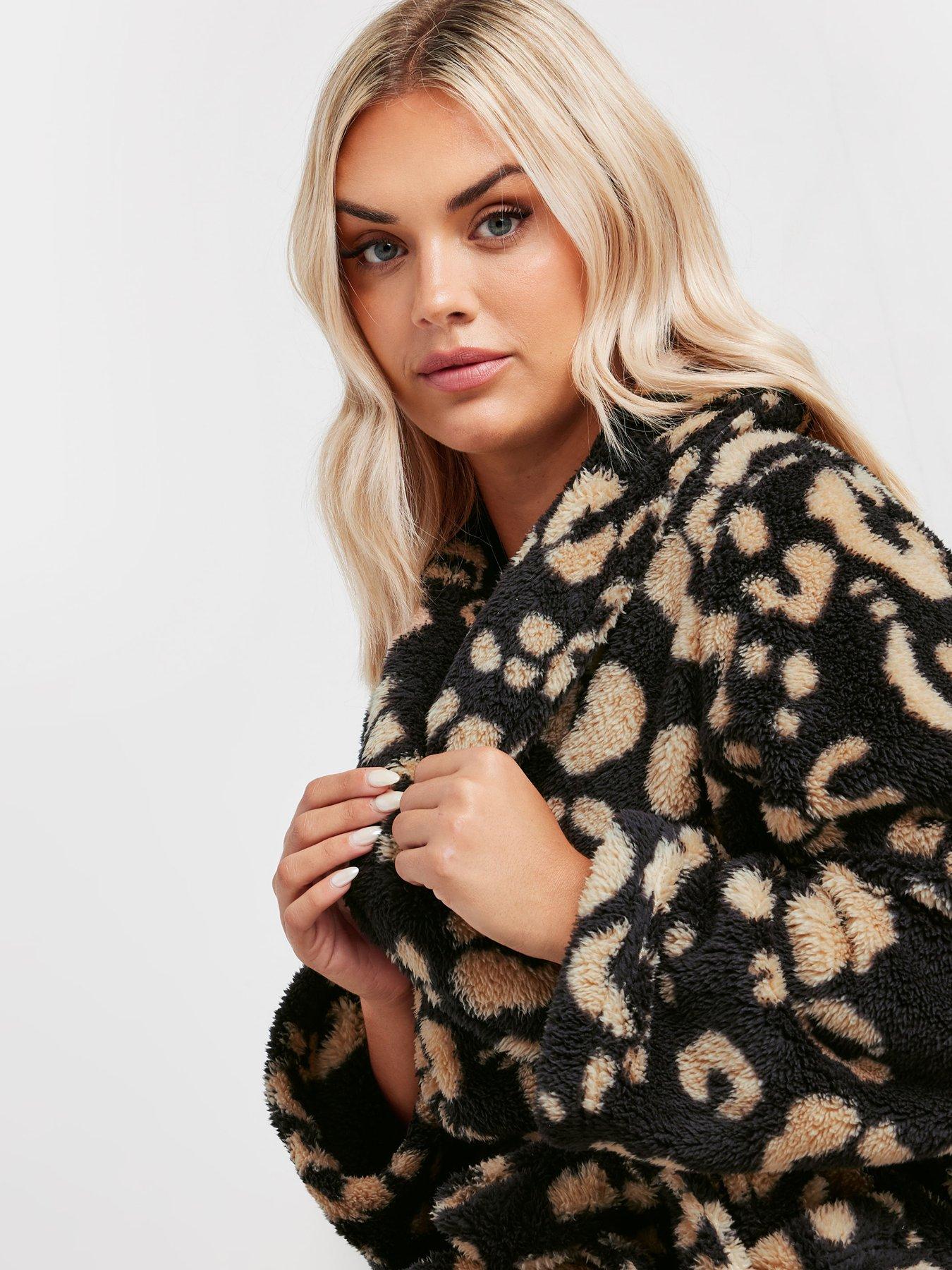 Image 4 of 4 of Yours Curve Fluffy Animal Shawl Collar Robe