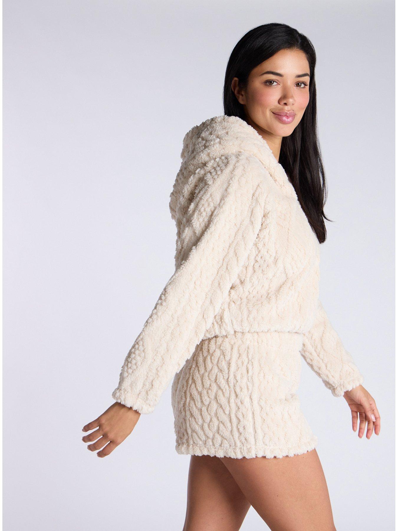 Image 4 of 5 of Boux Avenue Cable Hoodie &amp; Short Pj Set - Oatmeal