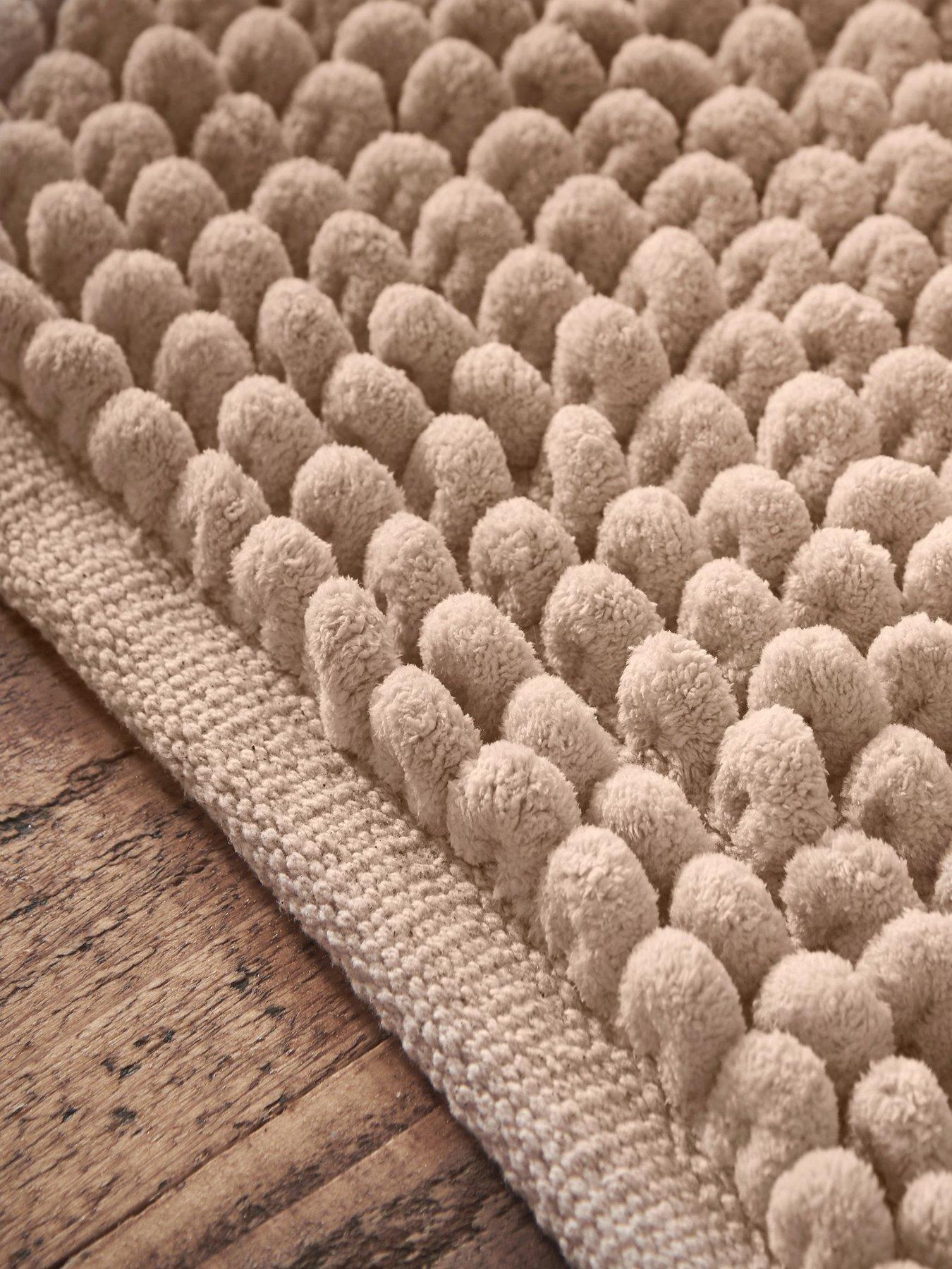 Image 3 of 4 of Bianca Aspen Bobble Bathmat
