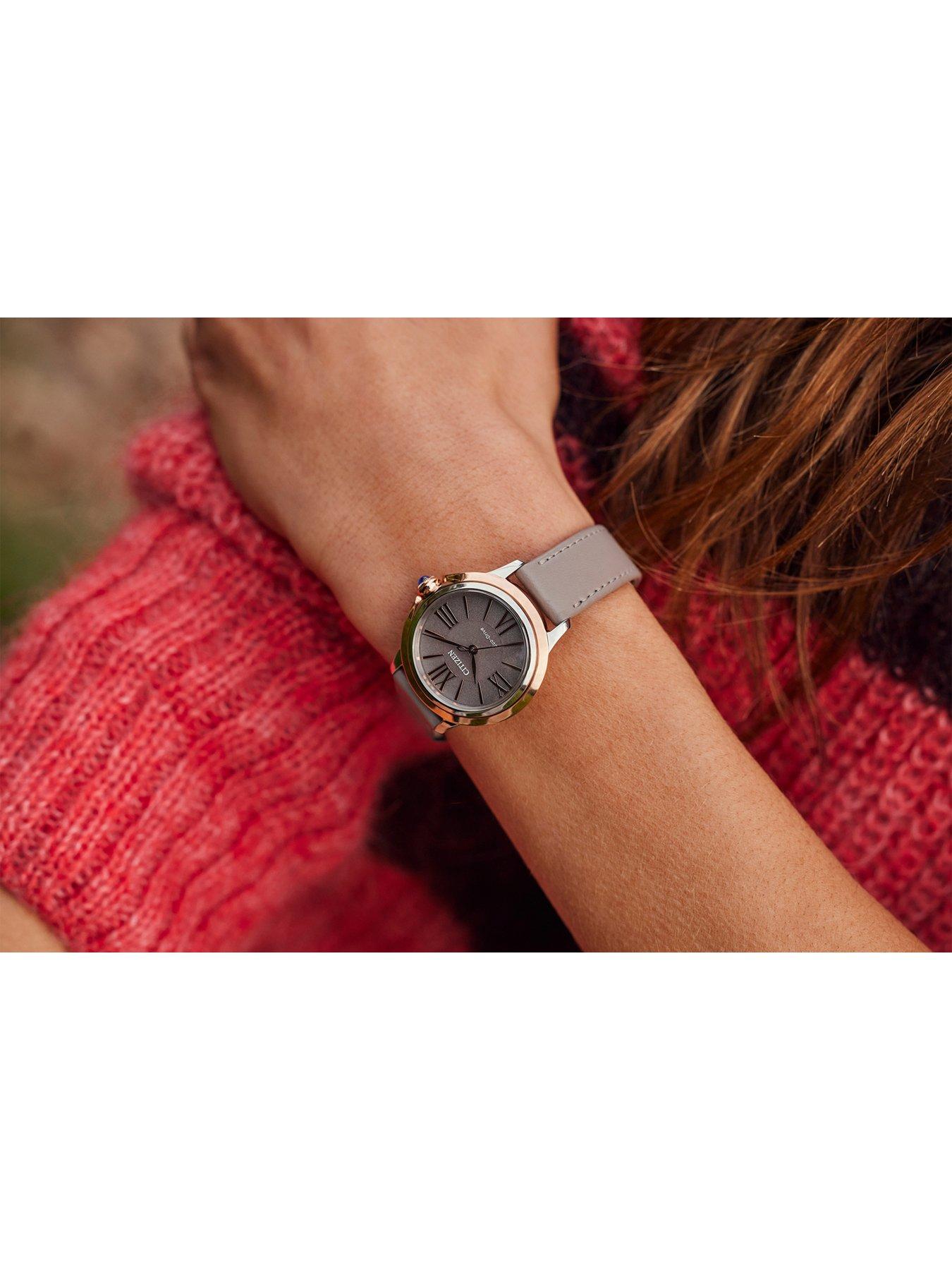 Image 4 of 7 of Citizen L Ceci