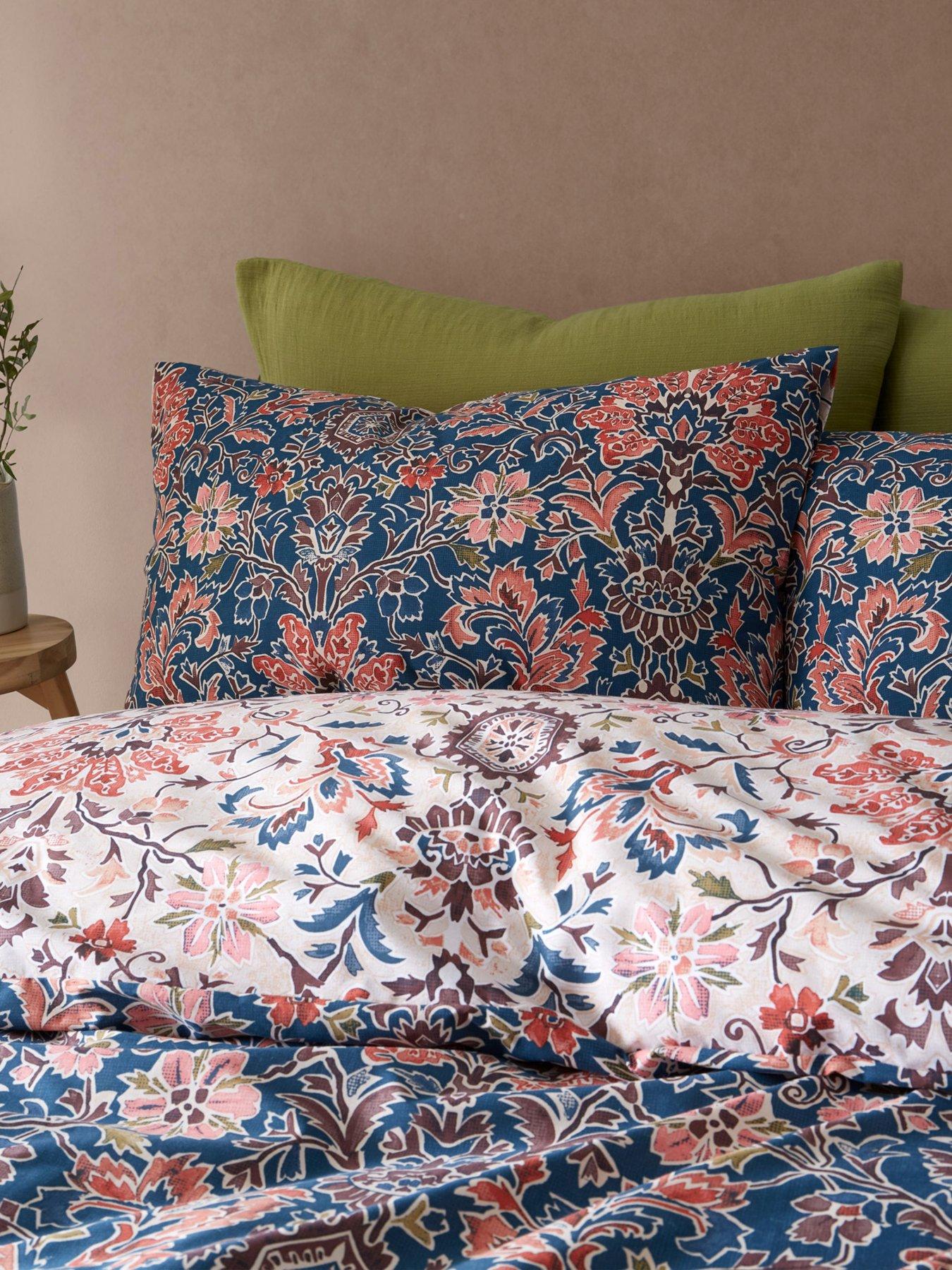 Image 4 of 5 of Pineapple Elephant Keera Floral Duvet Set