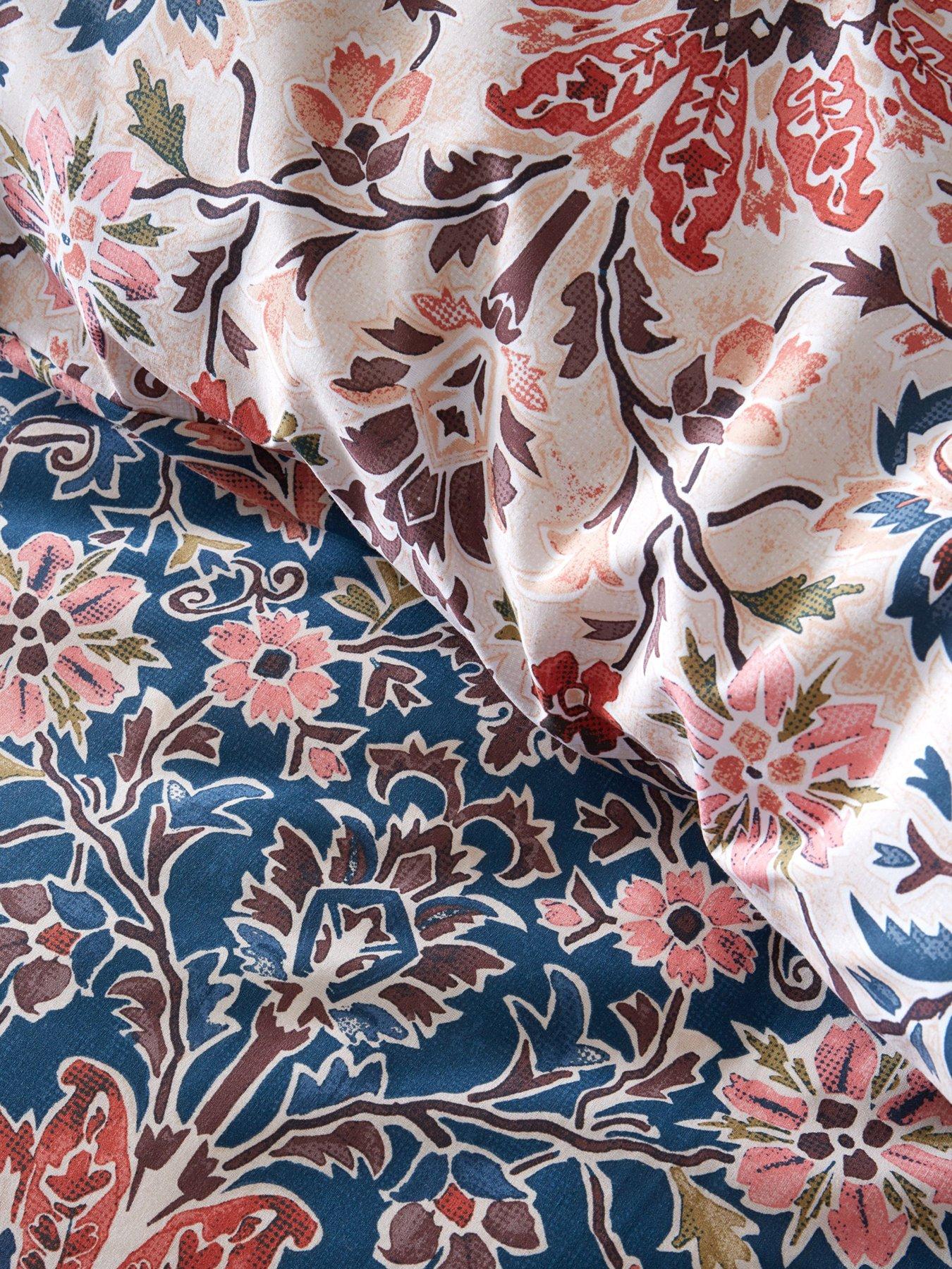 Image 5 of 5 of Pineapple Elephant Keera Floral Duvet Set