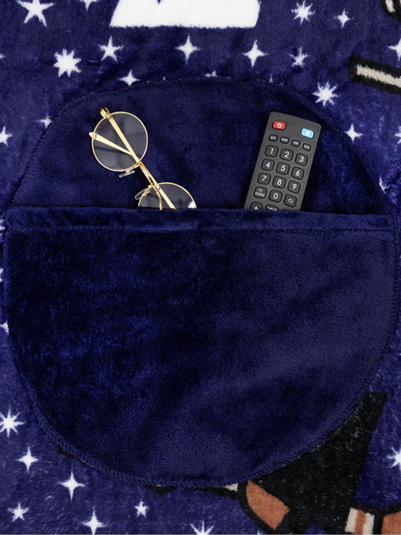 Image 3 of 6 of Harry Potter Cushion Blanket