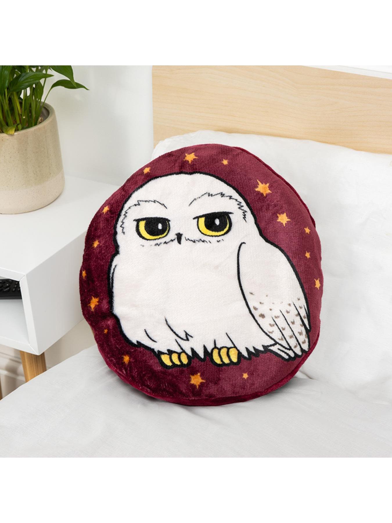 Hedwig pillow best sale