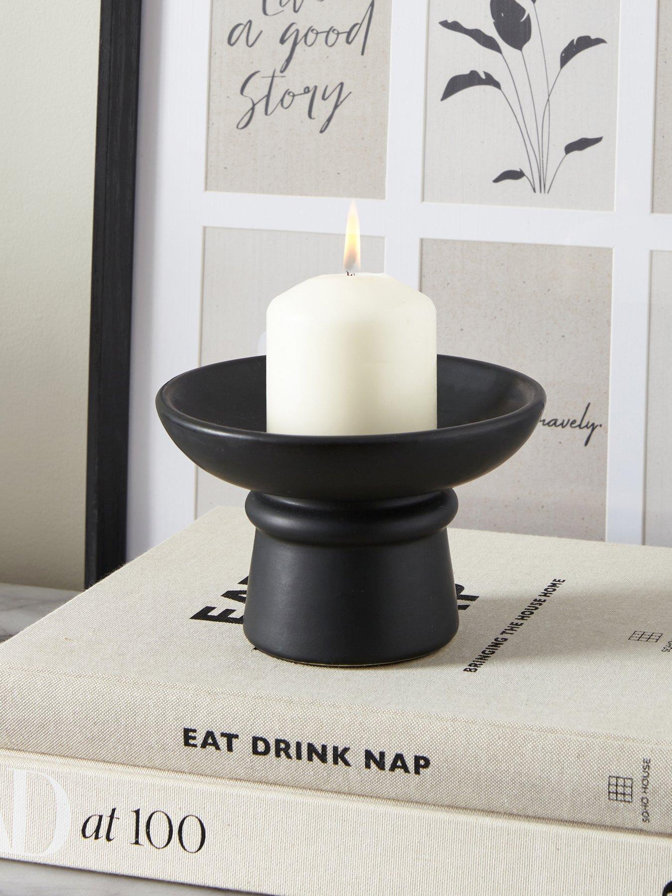 Very Home Pedestal Pot