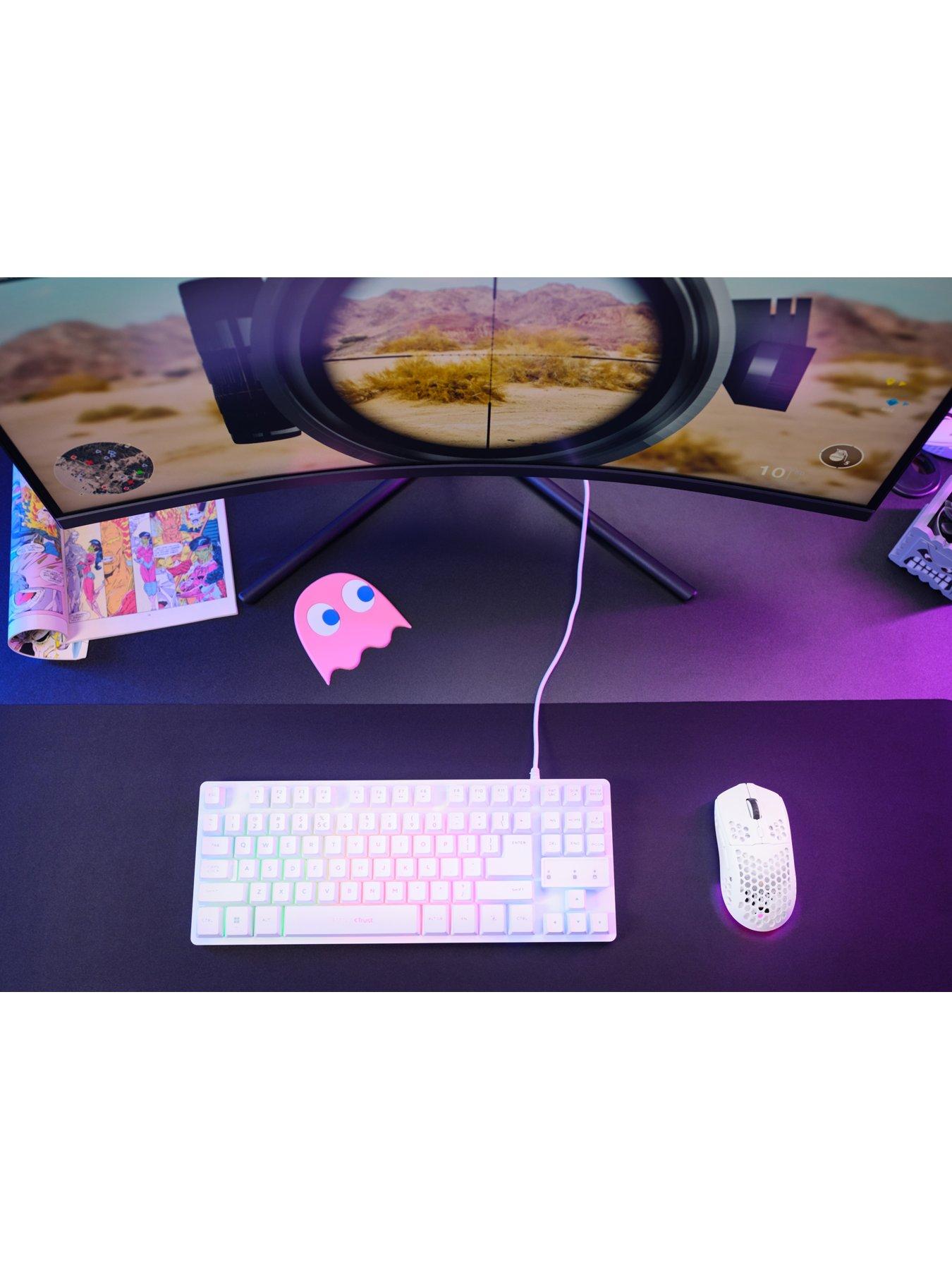 Image 7 of 7 of Trust 3-in-1 gaming bundle with compact TKL keyboard, ultra-lightweight wireless mouse and mousepad