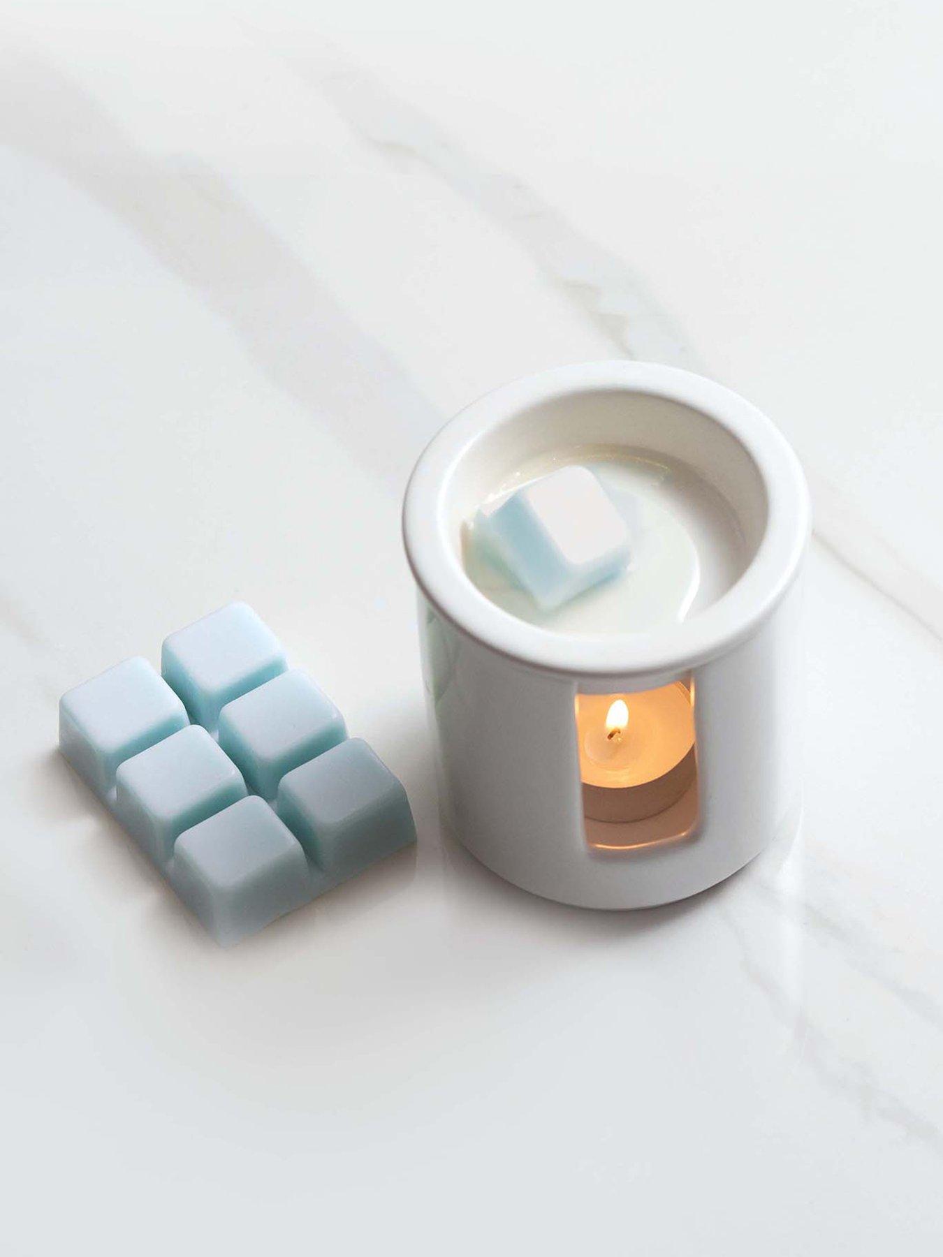 Product photograph of Stoneglow Modern Classics Ceramic Wax Melter Set - Sea Salt Oakmoss from very.co.uk