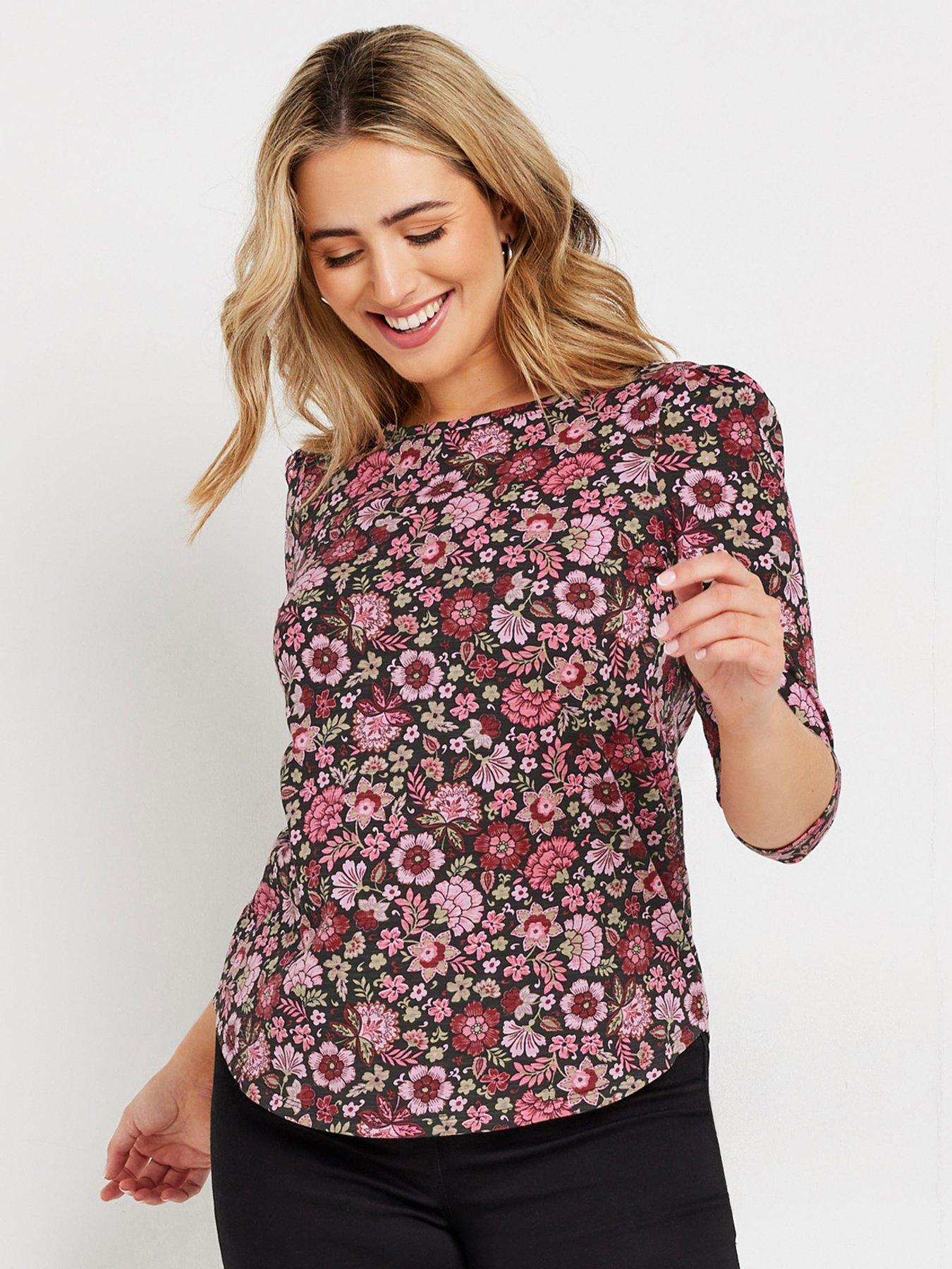 undefined Floral 3/4 Sleeve Top