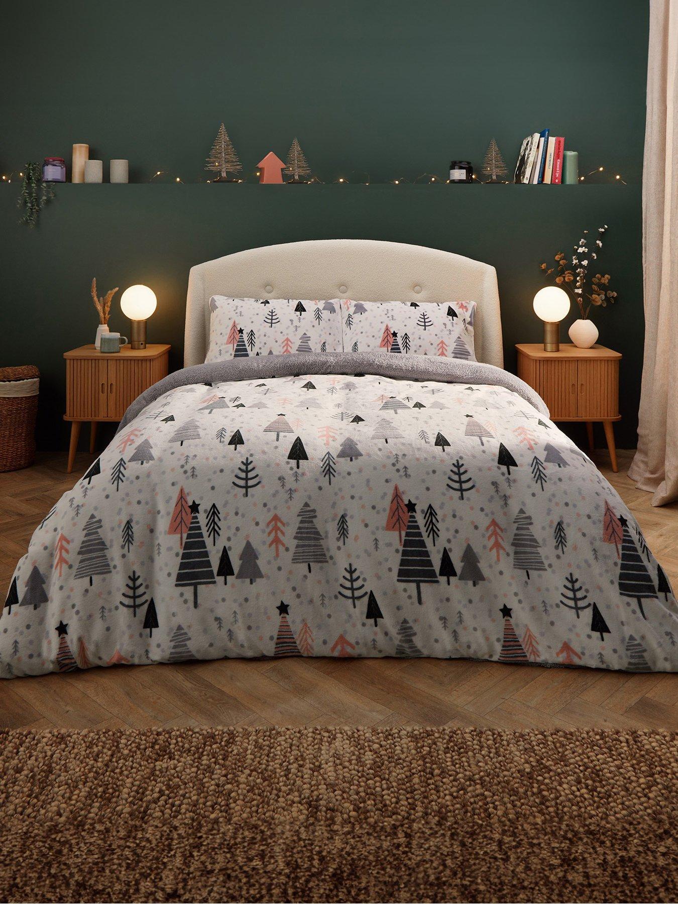 Product photograph of Silentnight Winter Christmas Tree Cosy Fleece Duvet Cover Set from very.co.uk