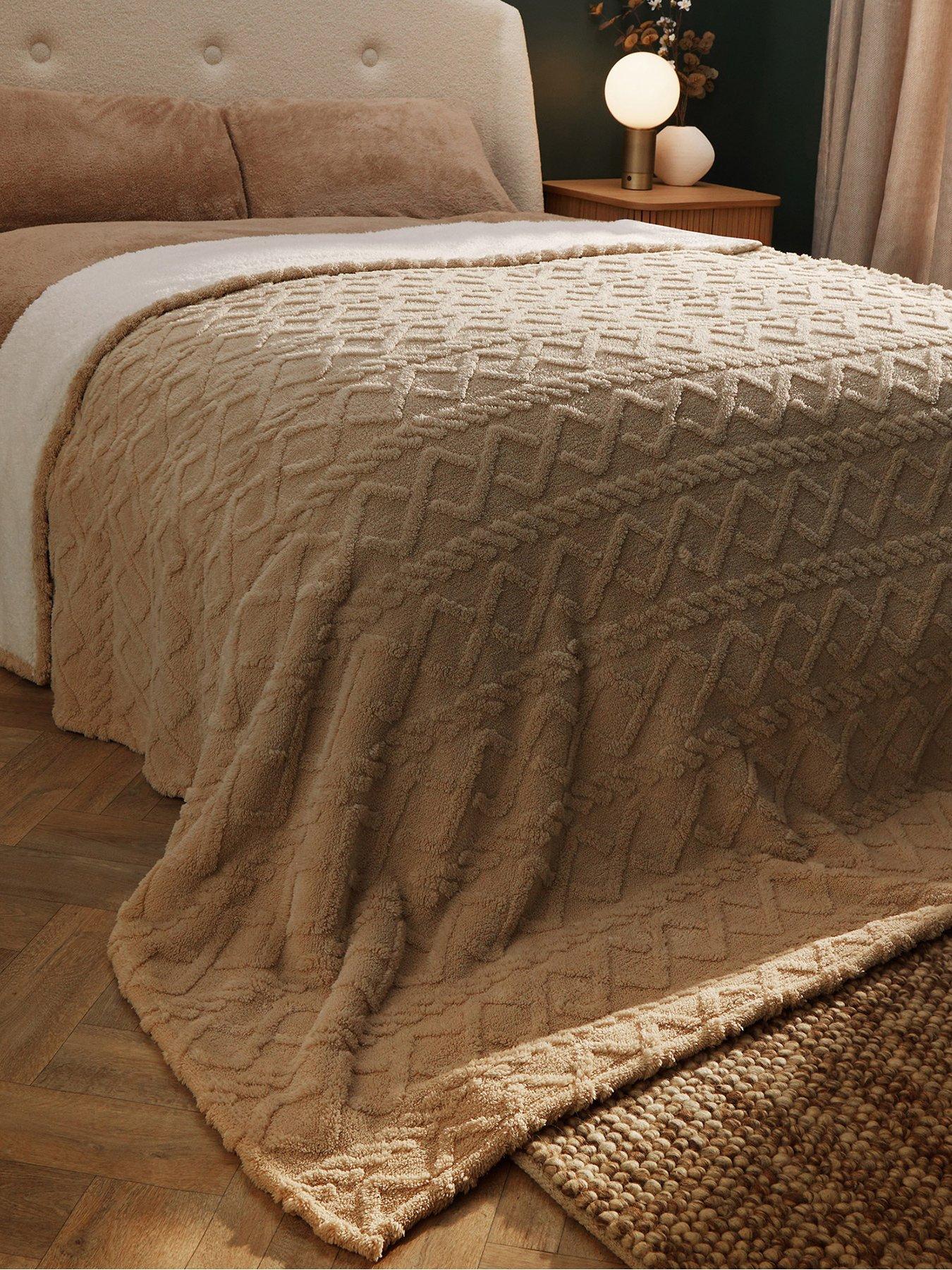 Product photograph of Silentnight Snugsie Family Blanket - Cable Knit - Natural from very.co.uk