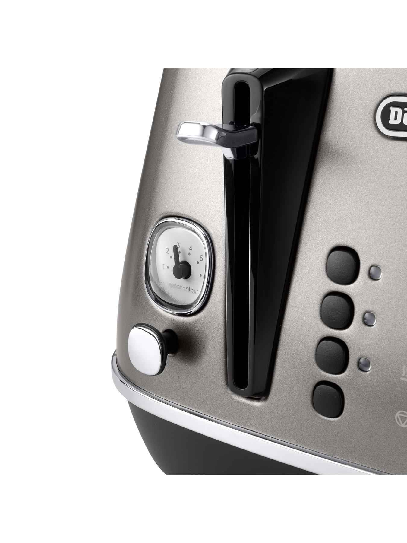 Image 3 of 8 of DeLonghi Distinta X Titanium 4-Slice&nbsp;Toaster