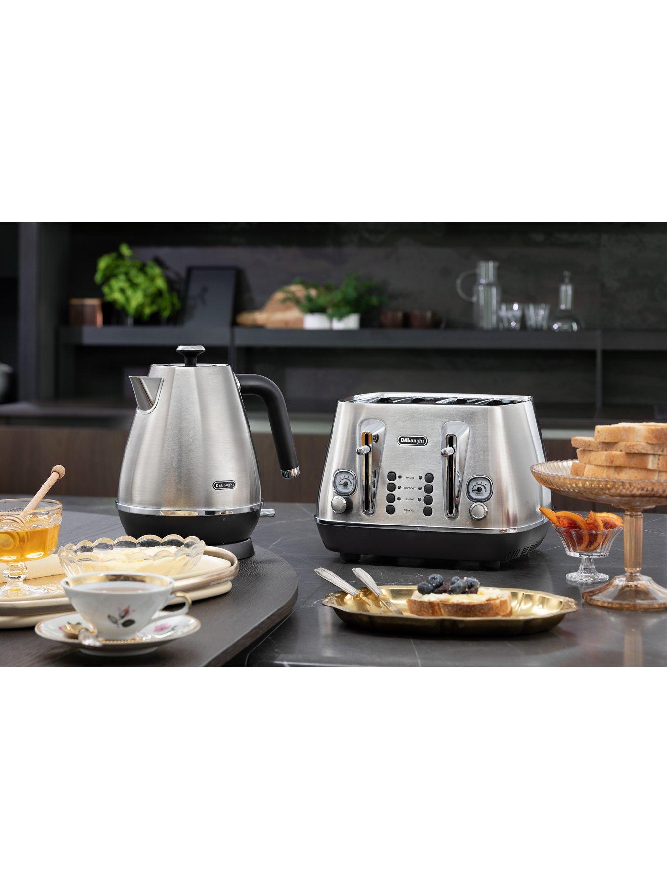DeLonghi Distinta X 4-Slice Toaster Metal Very