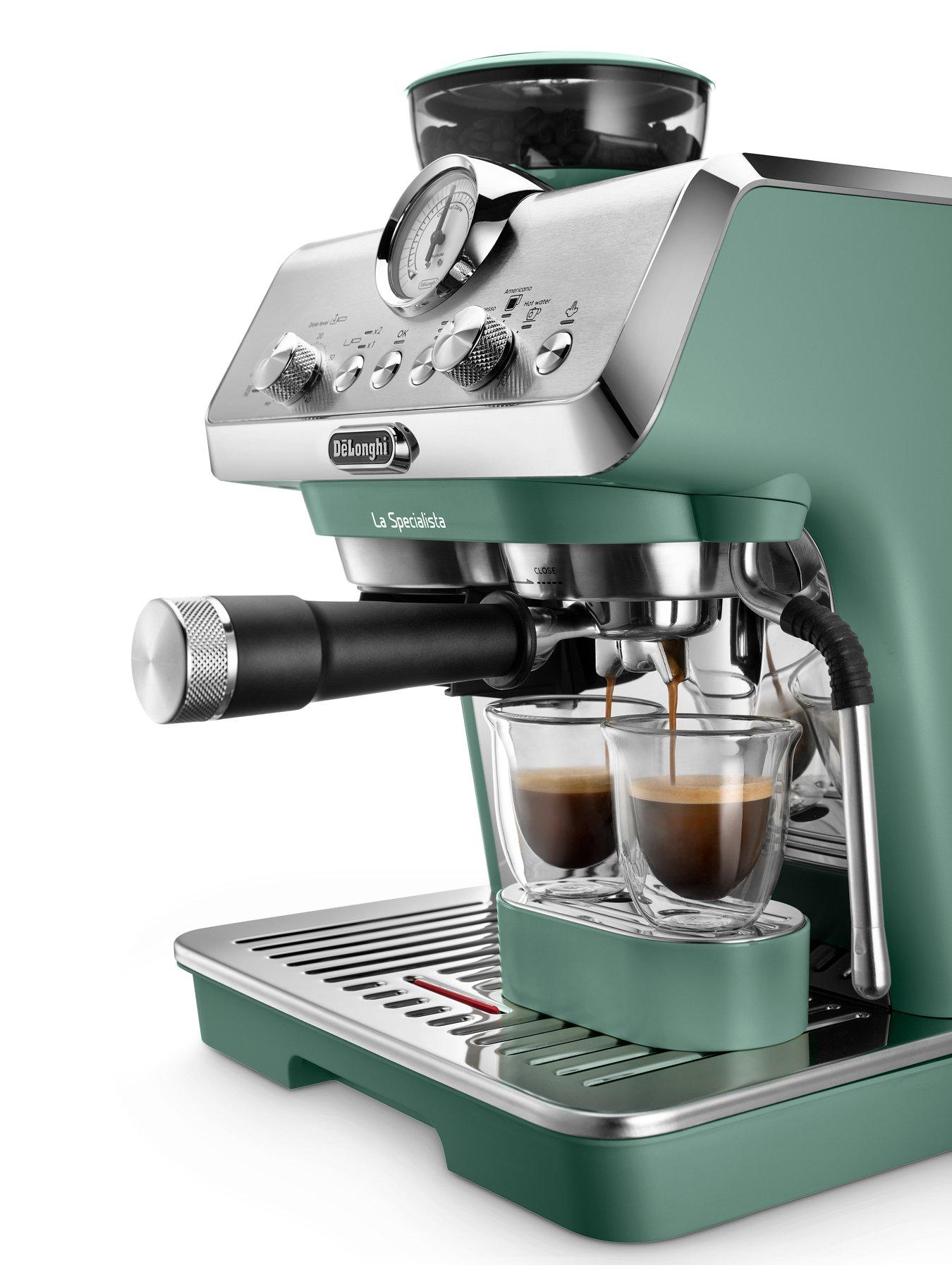 Image 6 of 7 of DeLonghi La Specialista Arte EC9155.GR Manual Bean to Cup coffee machine &ndash; Green
