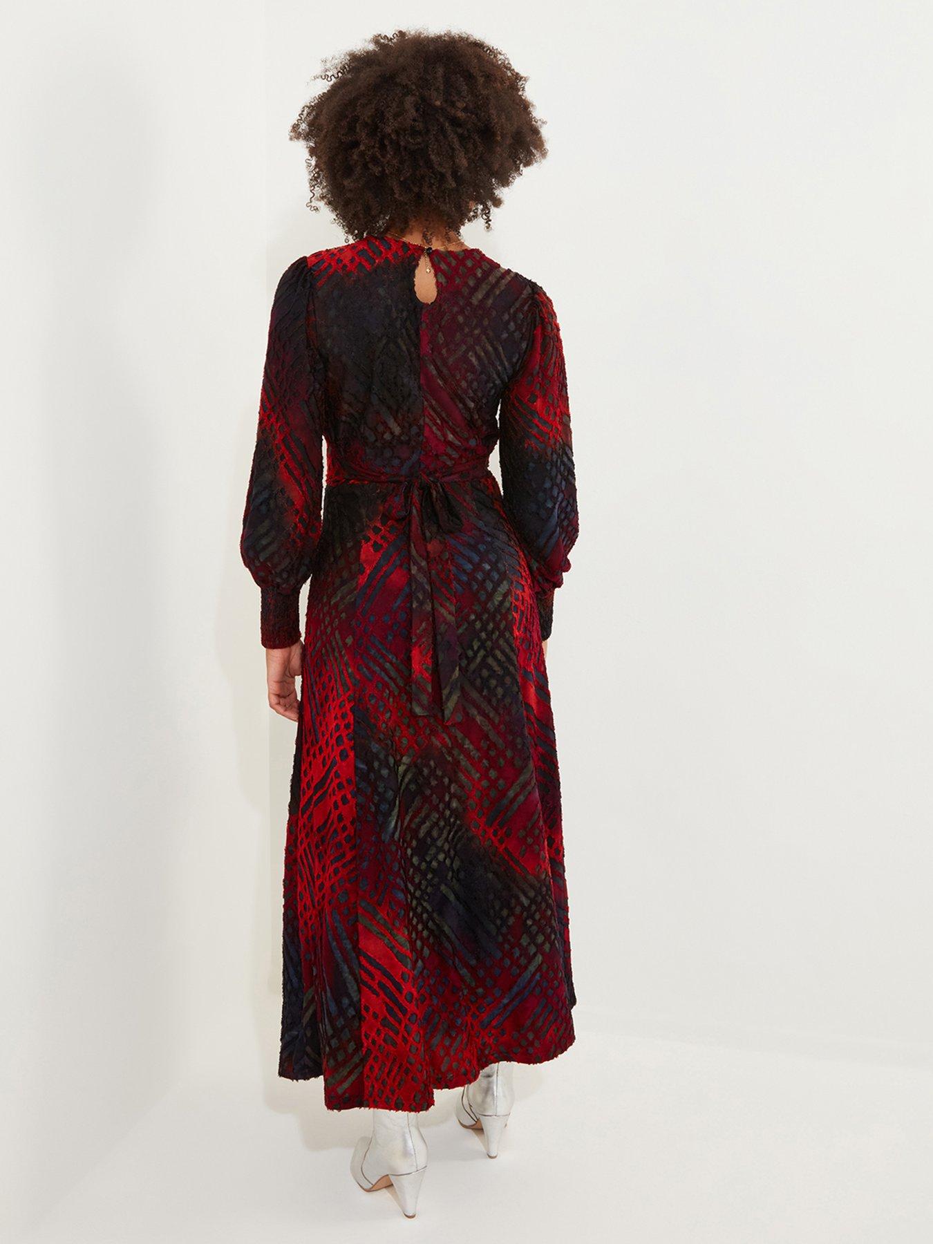 Image 4 of 6 of Joe Browns Rita Striking Devore Dress - Black