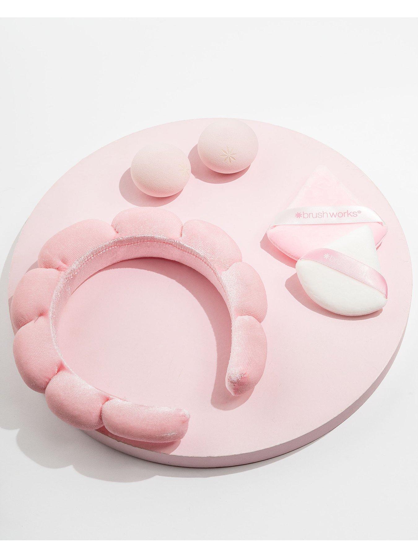 Image 4 of 7 of Brushworks Dream Blend Cloud Headband &amp; Makeup Sponge Set