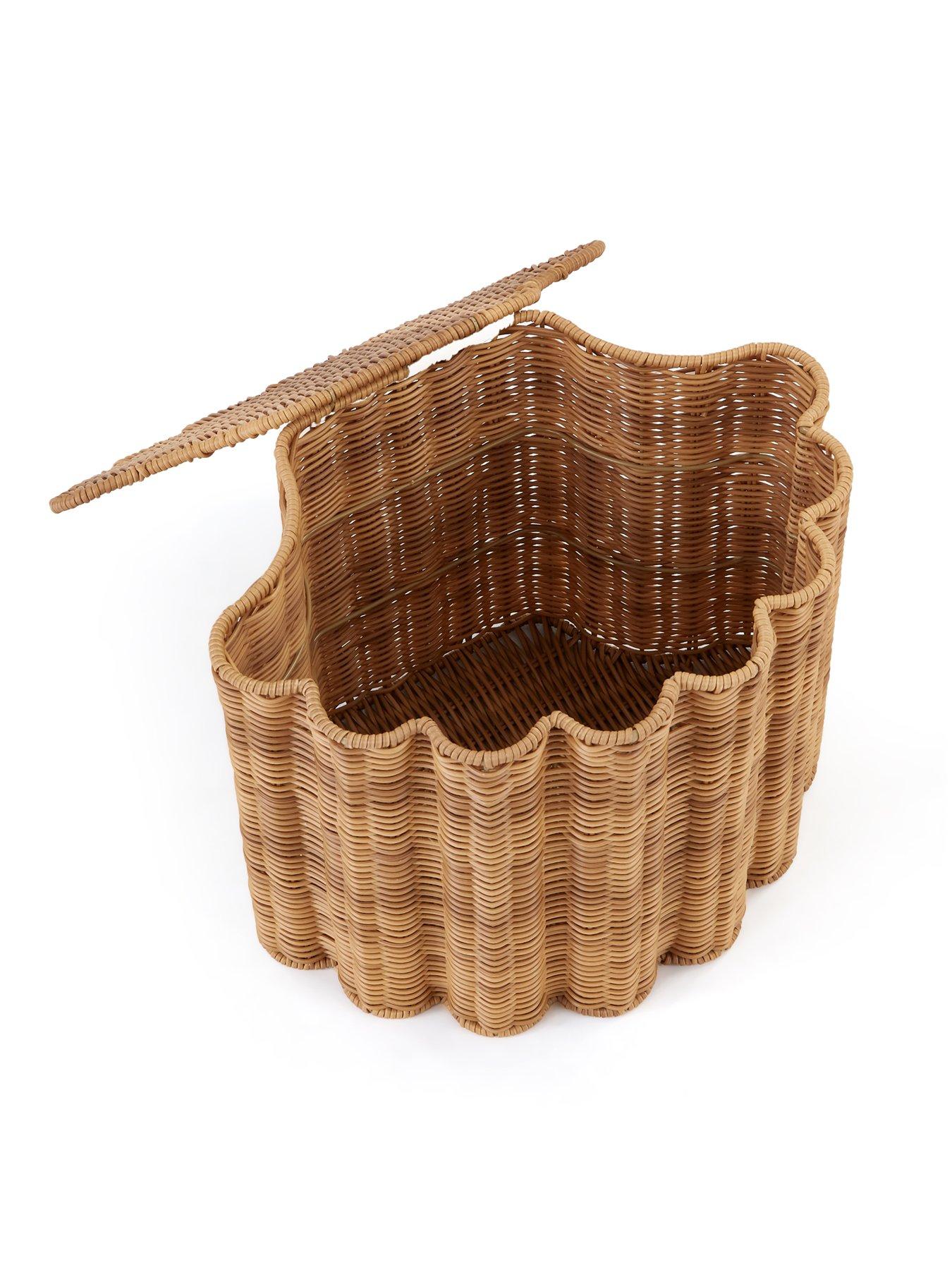 Image 4 of 6 of The Very Collection Scalloped Basket With Lid