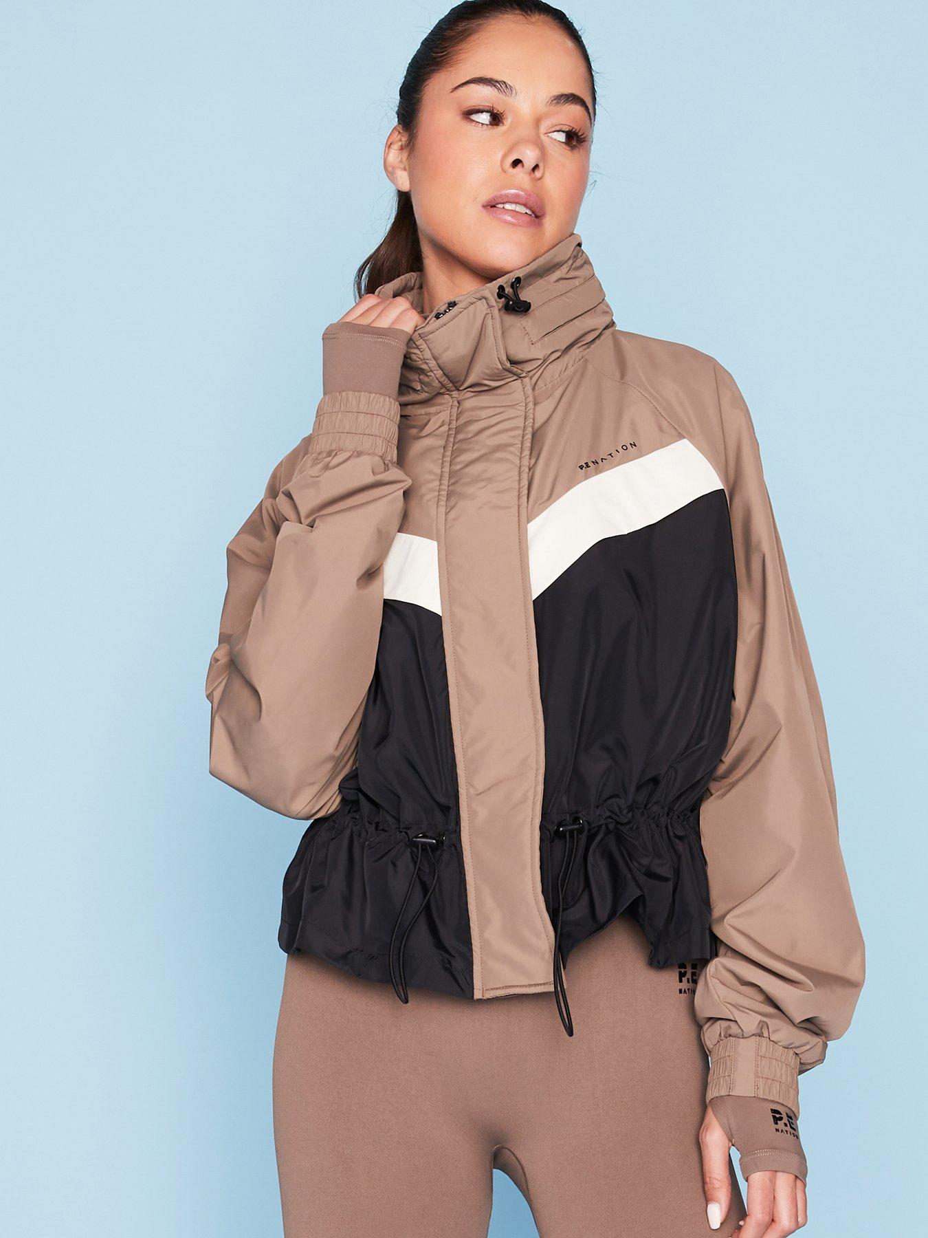 undefined Womens Training Shelter Jacket - Brown