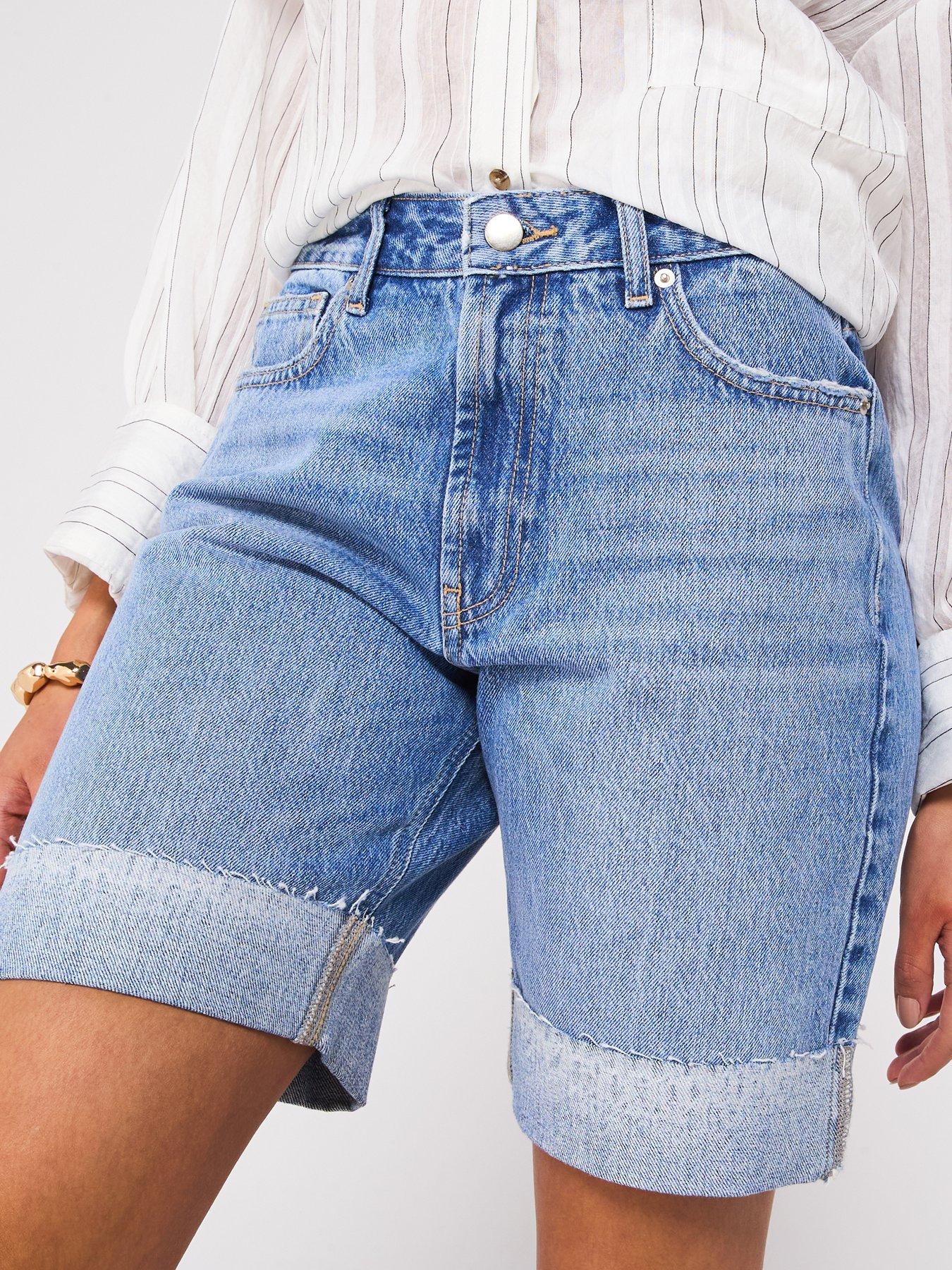 Image 5 of 6 of V by Very Boyfriend Denim Shorts - Mid Wash