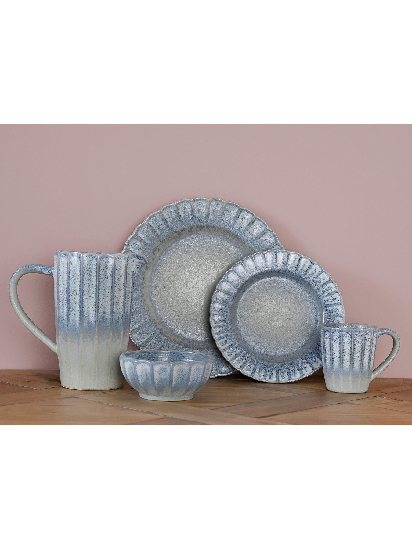 Image 5 of 5 of Hestia Scalloped Set Of 4 Dinner Plates - Blue