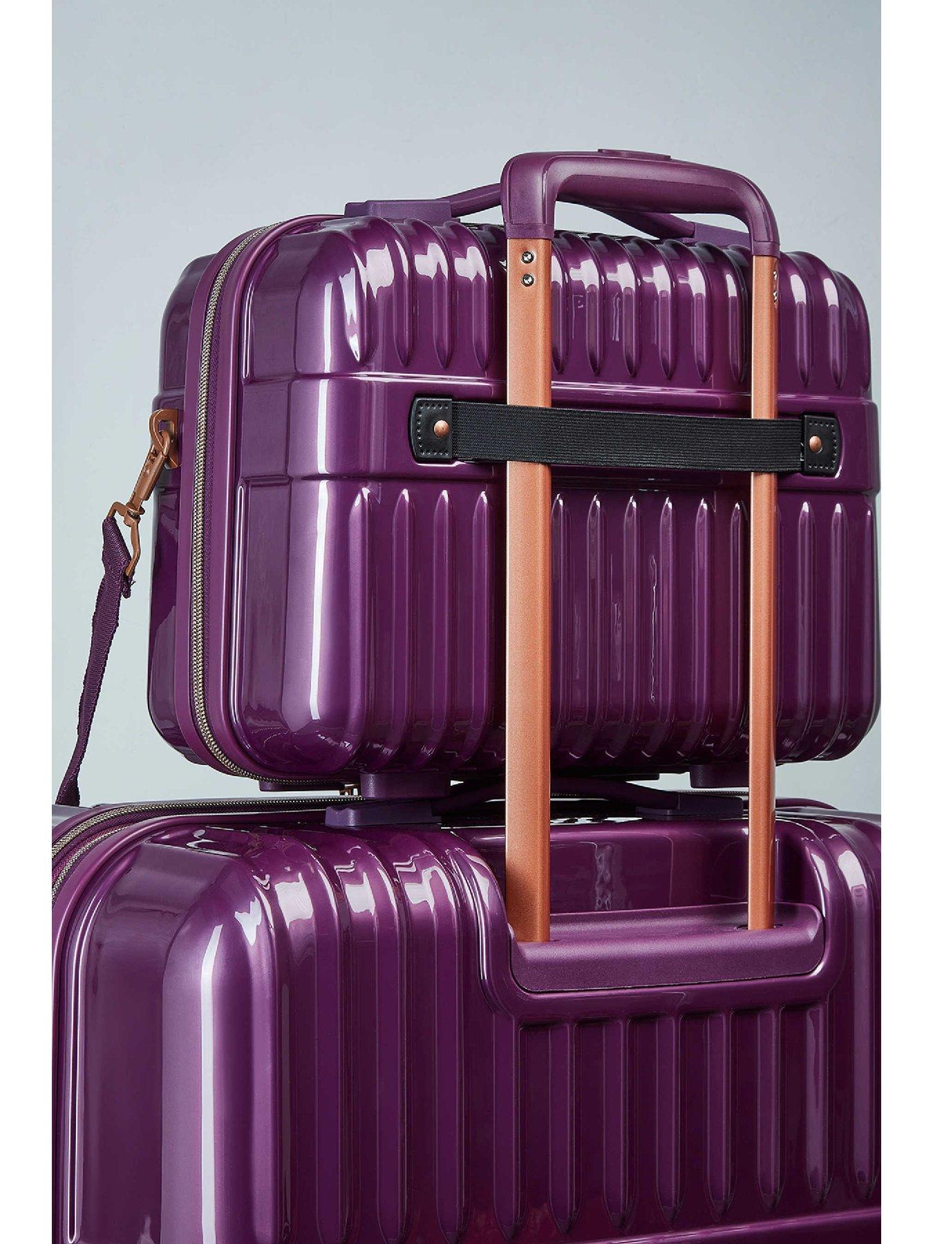 Suitcase and vanity case set online