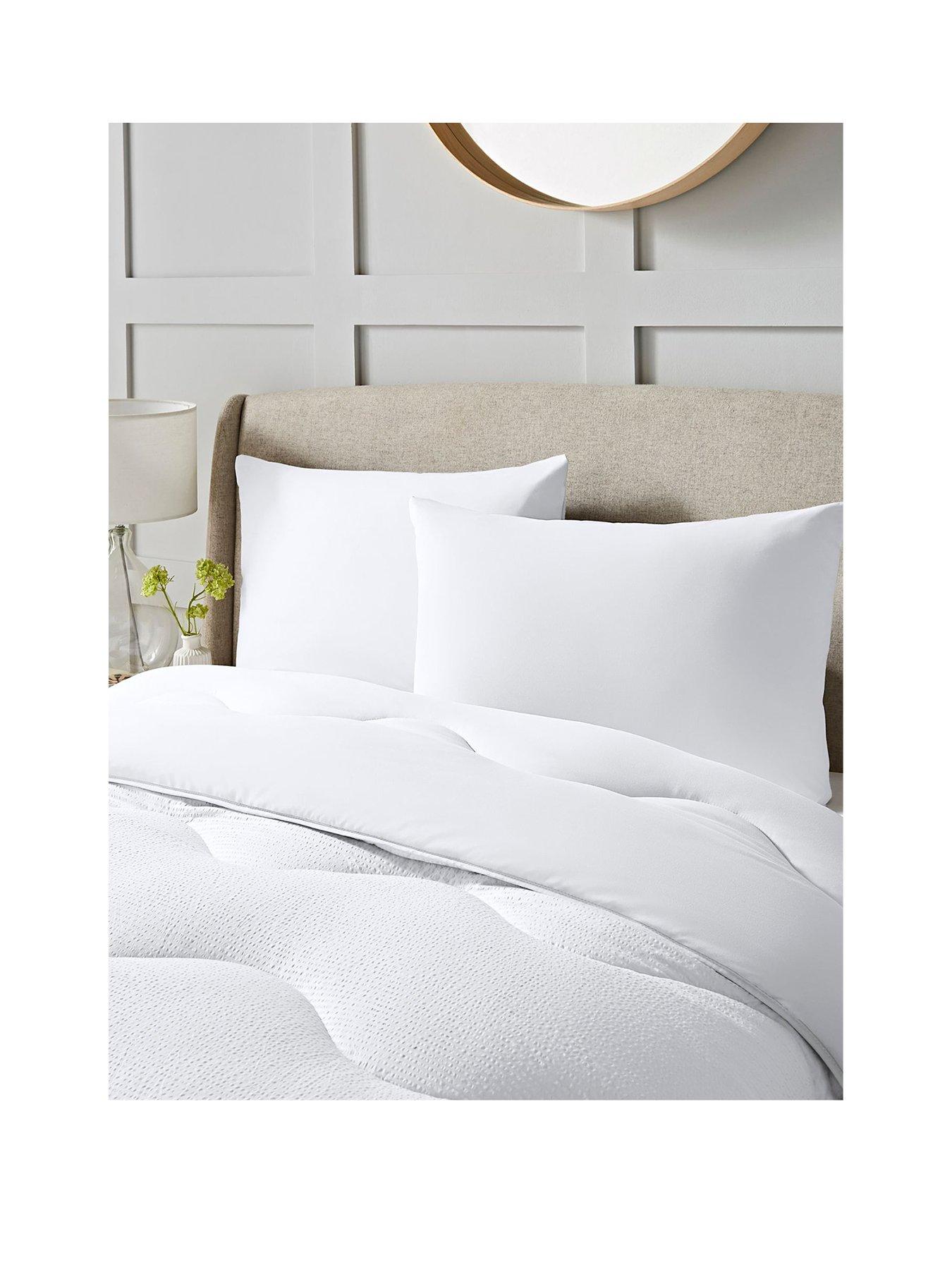 undefined Seersucker 10.5 Tog Coverless Quilt and Pillowcase Set