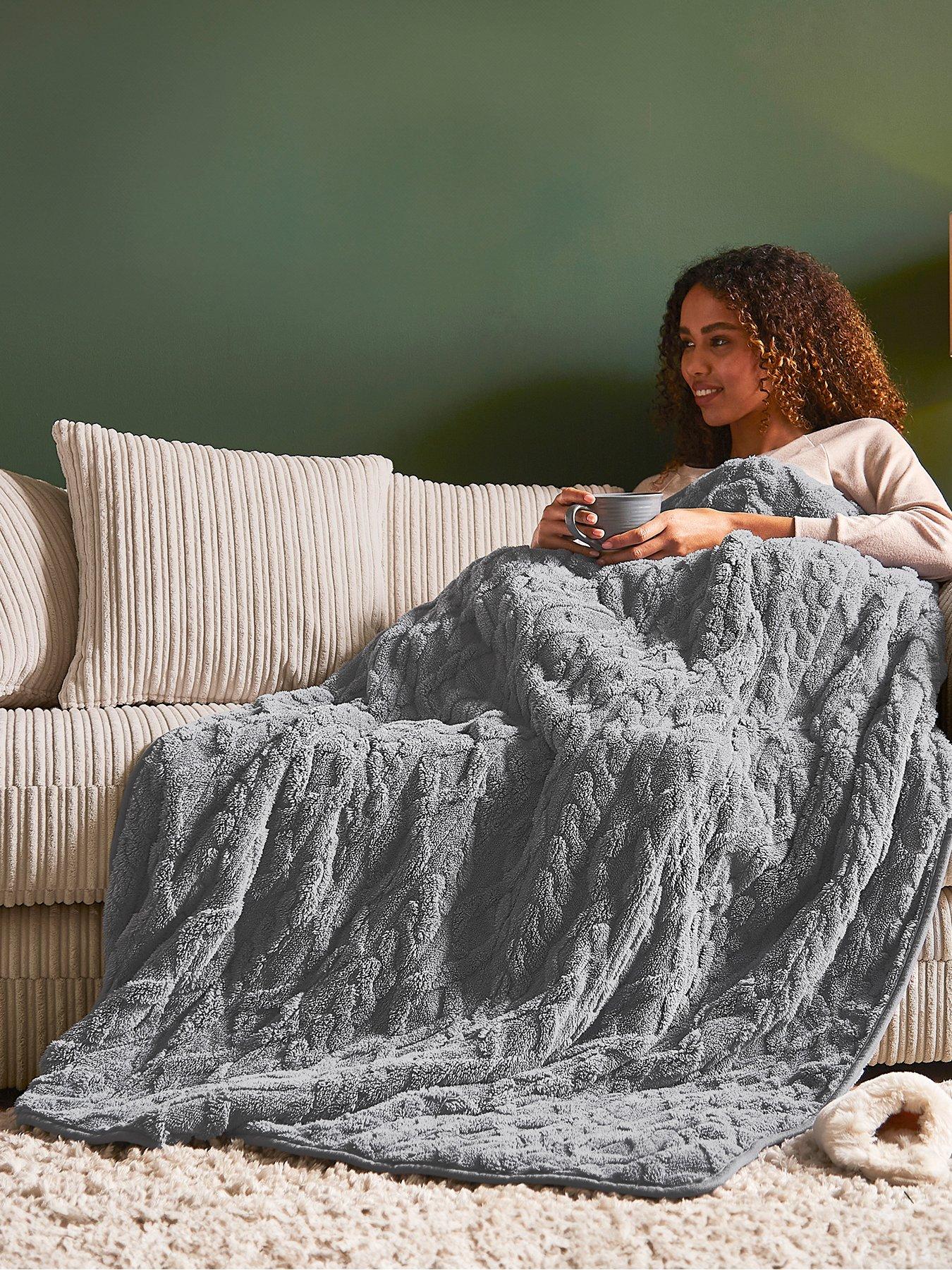 Luxury Super Cosy Heated Throw Charcoal