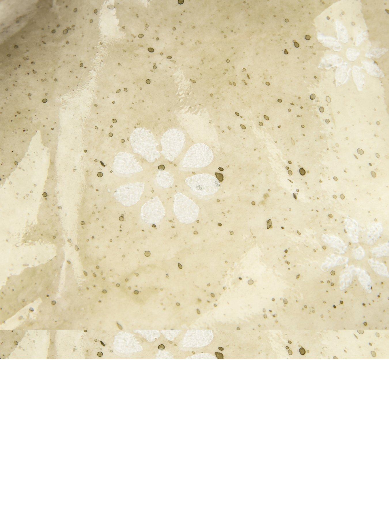 Image 6 of 6 of The Very Collection Meditating Lady Ornament (27cm)