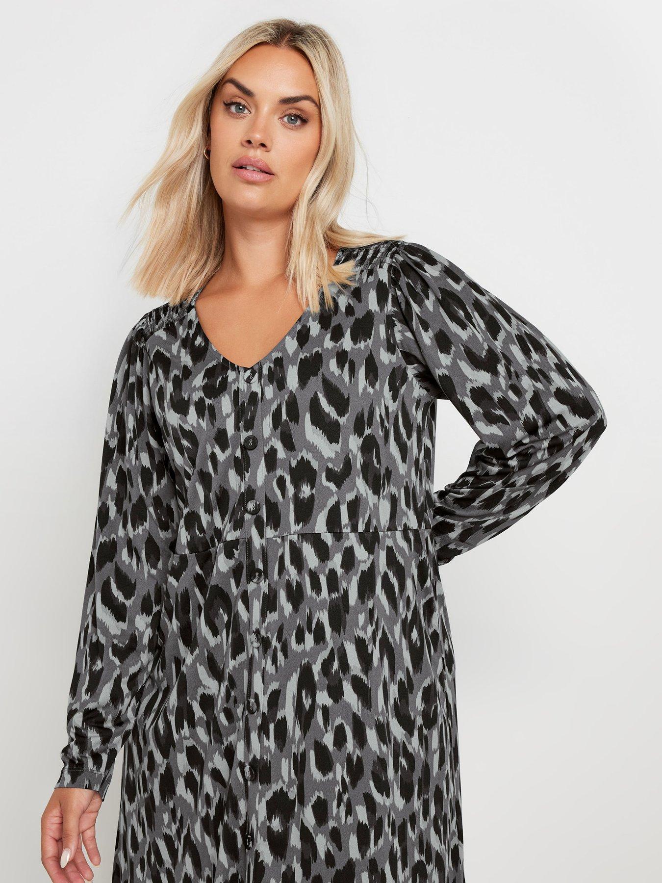 Image 4 of 4 of Yours Curve Shirred Panel Tea Dress - Grey