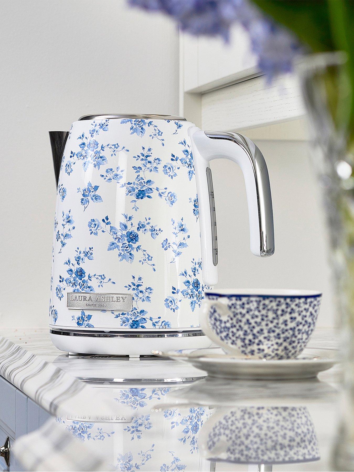 Image 3 of 7 of Laura Ashley China Rose 1.7L Jug Kettle