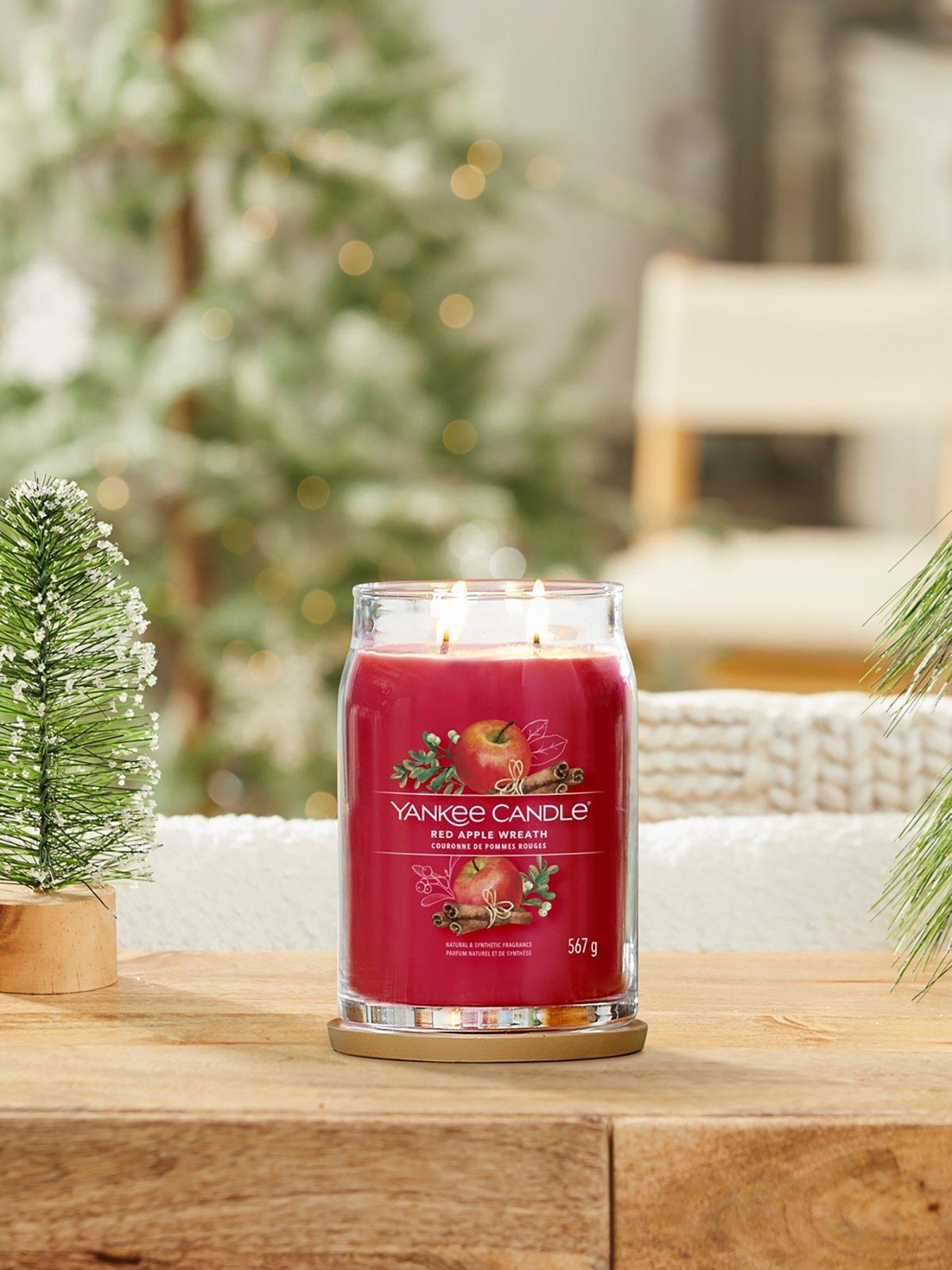 Product photograph of Yankee Candle Signature Collection Large Jar Candle Ndash Red Apple Wreath from very.co.uk