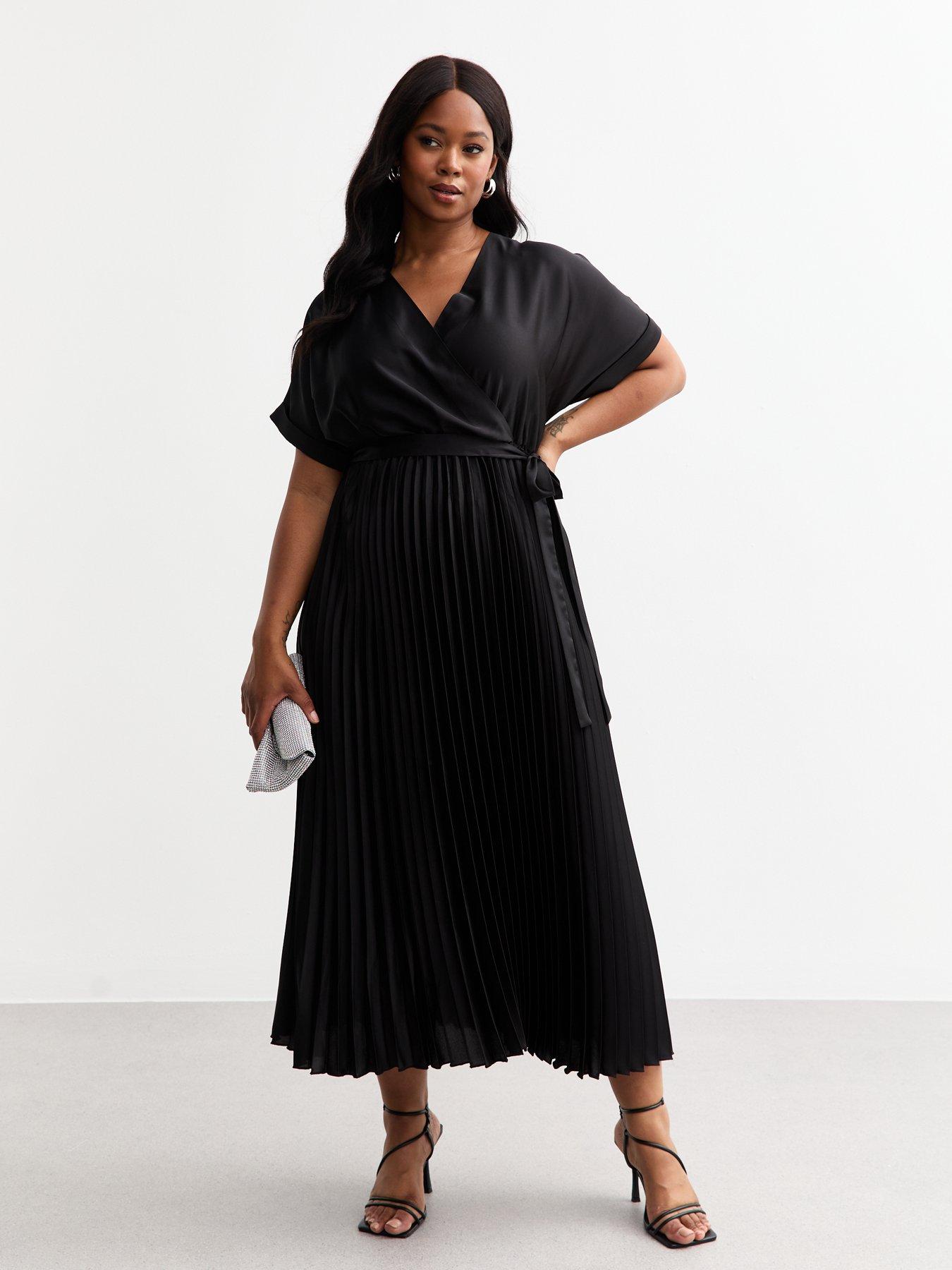 Image 3 of 4 of New Look Curve Crossover Satin Midi Dress - Black