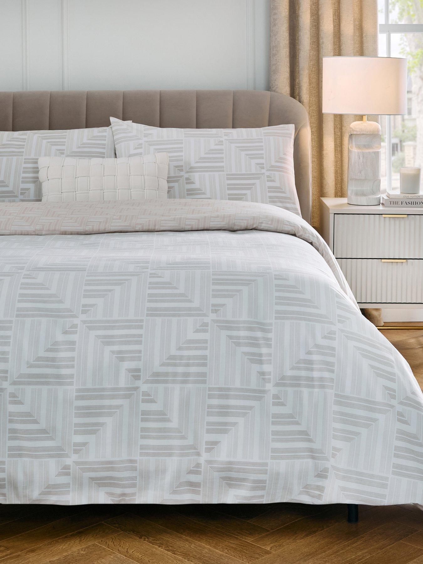 undefined New Classical Geo Print Duvet Cover Set
