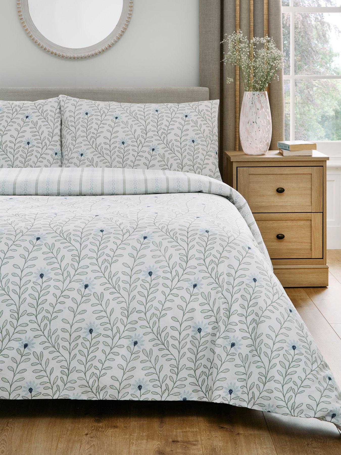 undefined Rustic Harmony Floral Print Duvet Cover Set