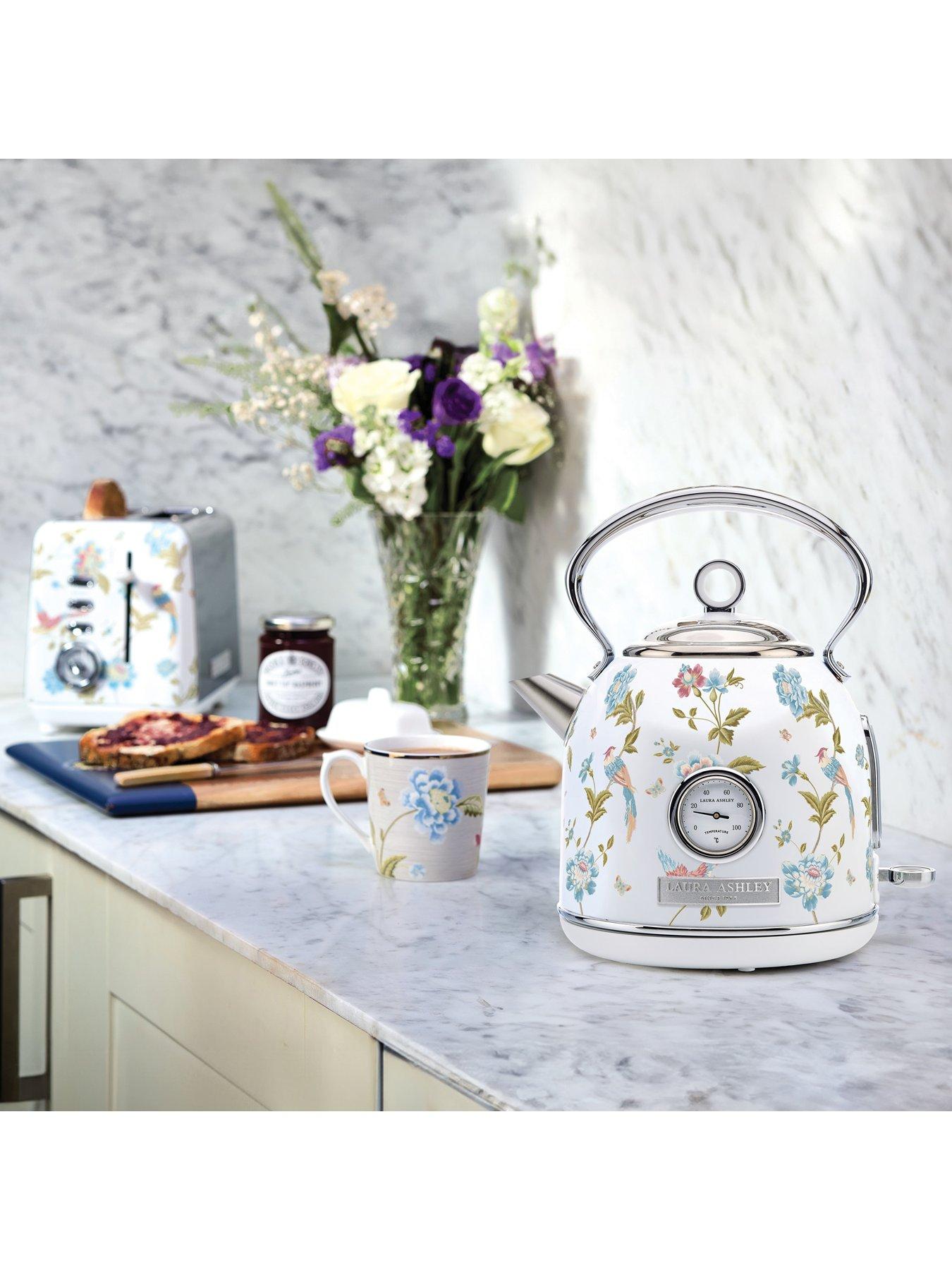 Image 3 of 7 of Laura Ashley China Rose 1.7L Kettle