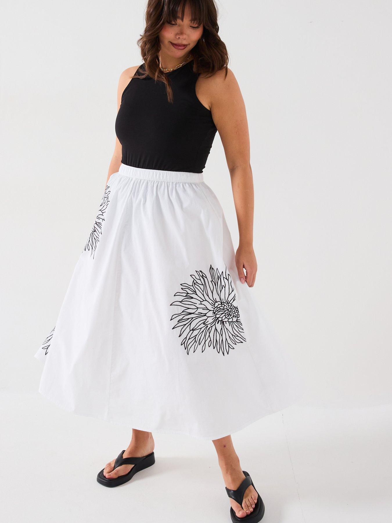 White Birch Full Size High Waisted Floral Woven Skirt main image 1