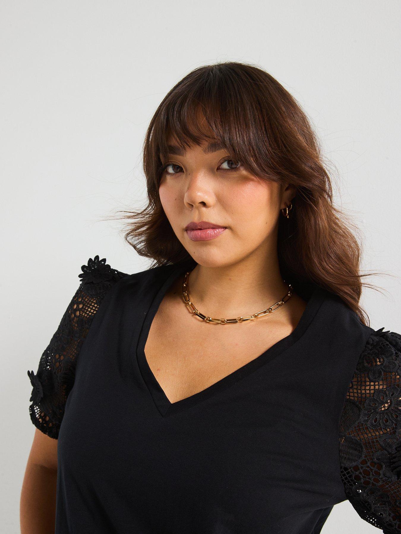 Image 4 of 6 of V by Very Curve Applique Floral Neck T-Shirt - Black